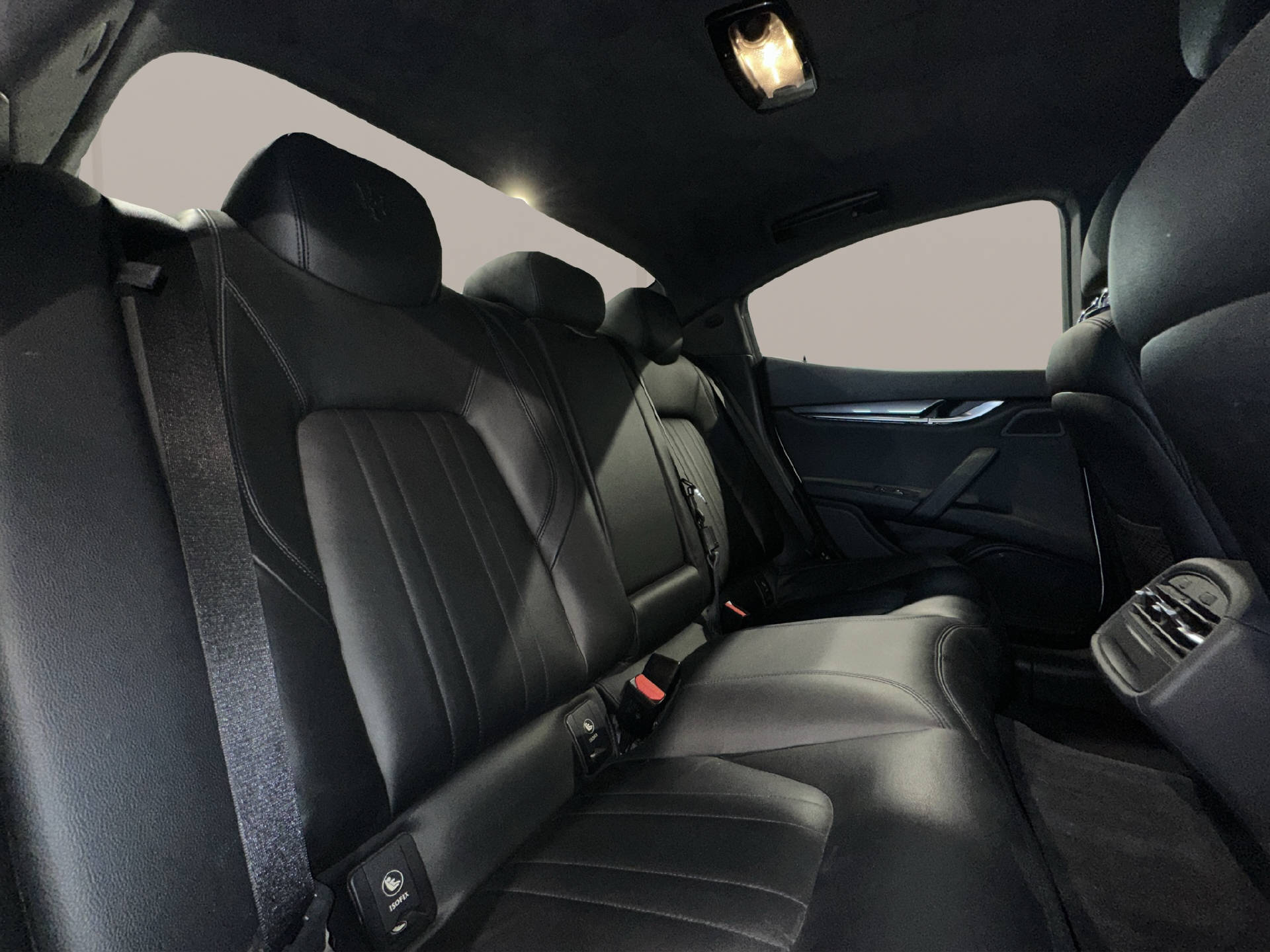 MASERATI Ghibli 3.0 V6 D-image-16
