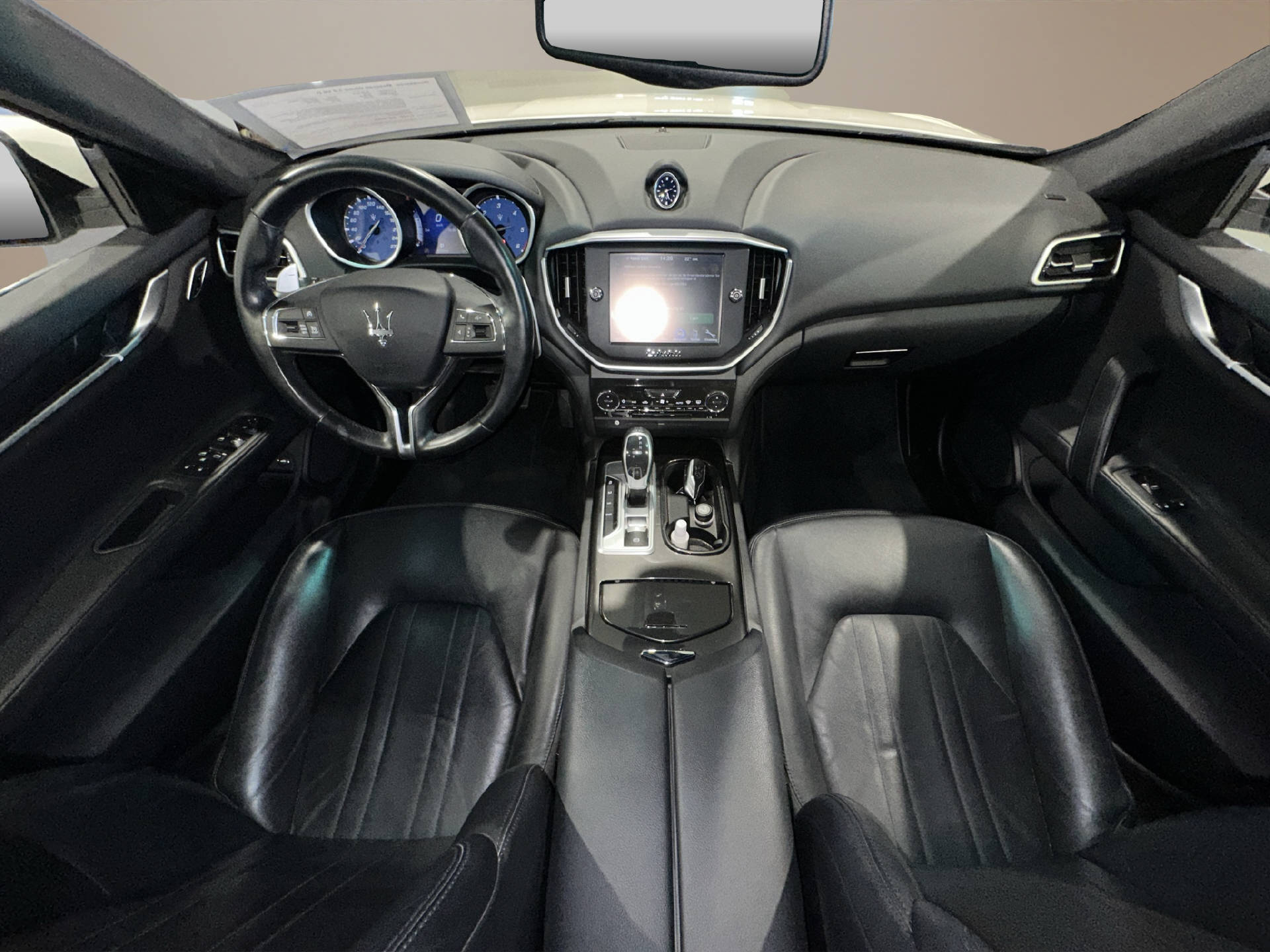 MASERATI Ghibli 3.0 V6 D-image-12