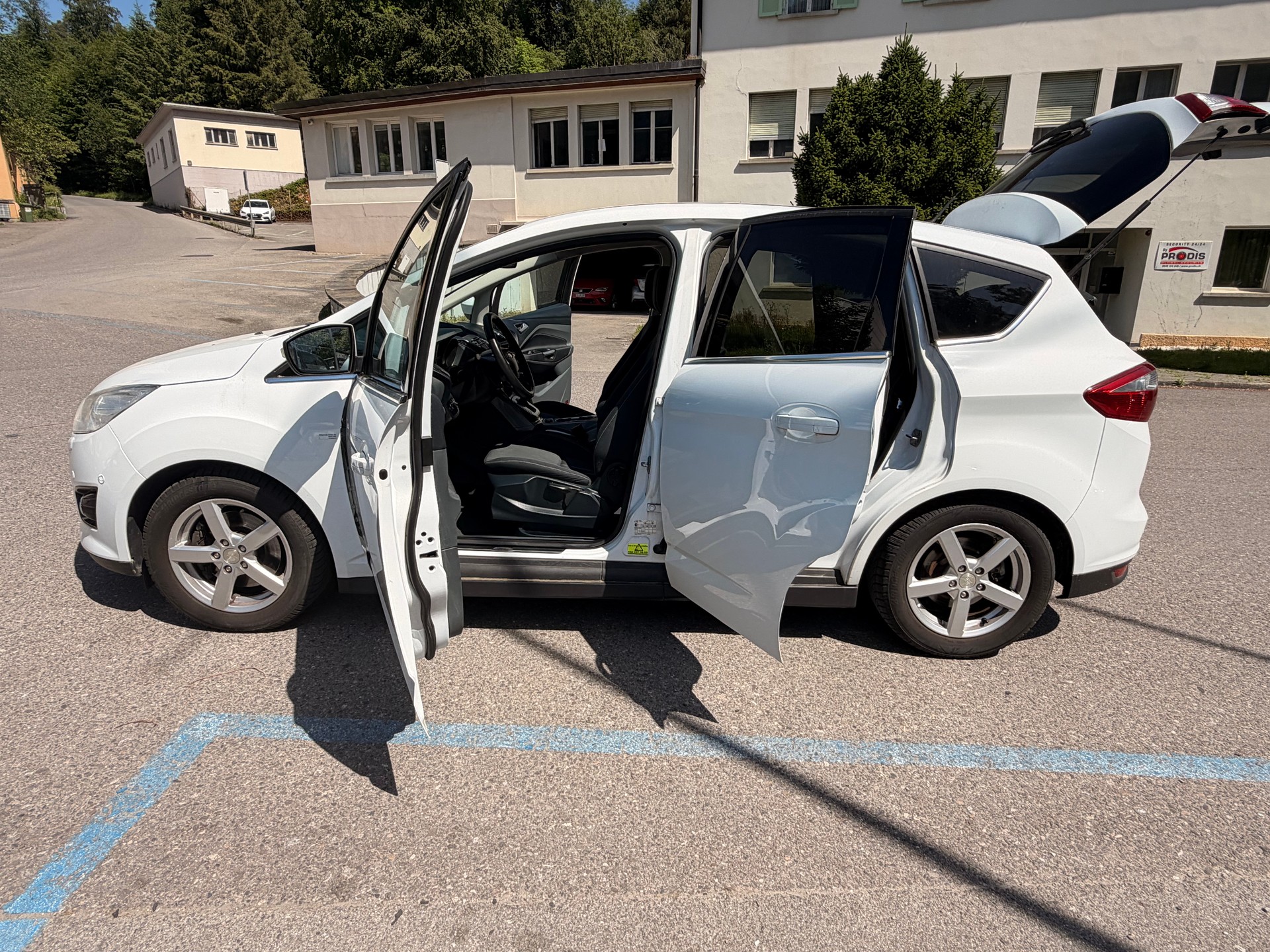 FORD C-Max 2.0 TDCi Carving PowerShift-image-16