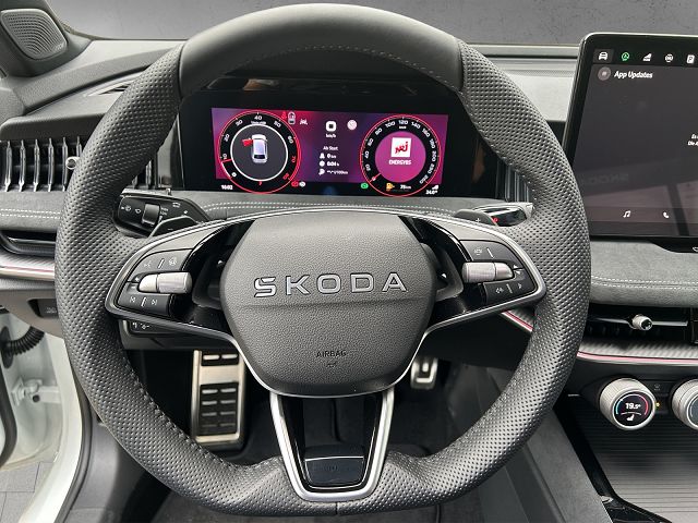 SKODA Superb Combi 2.0 TSI Sportline 4x4 DSG-image-12