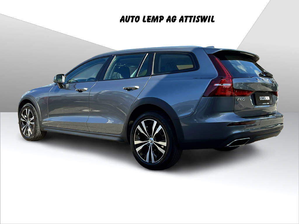 VOLVO V60 Cross Country 2.0 B4 AWD-image-6