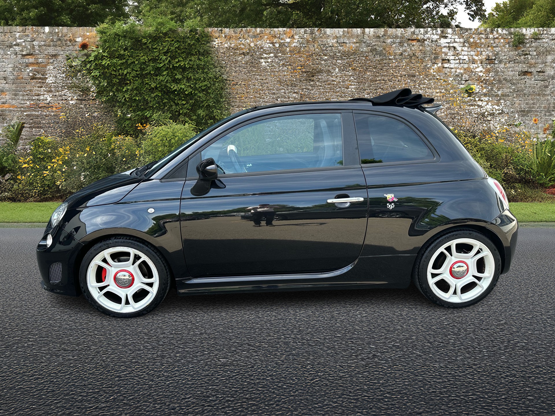 FIAT 595 1.4 16V Turbo Abarth Turismo Dualogic-image-1