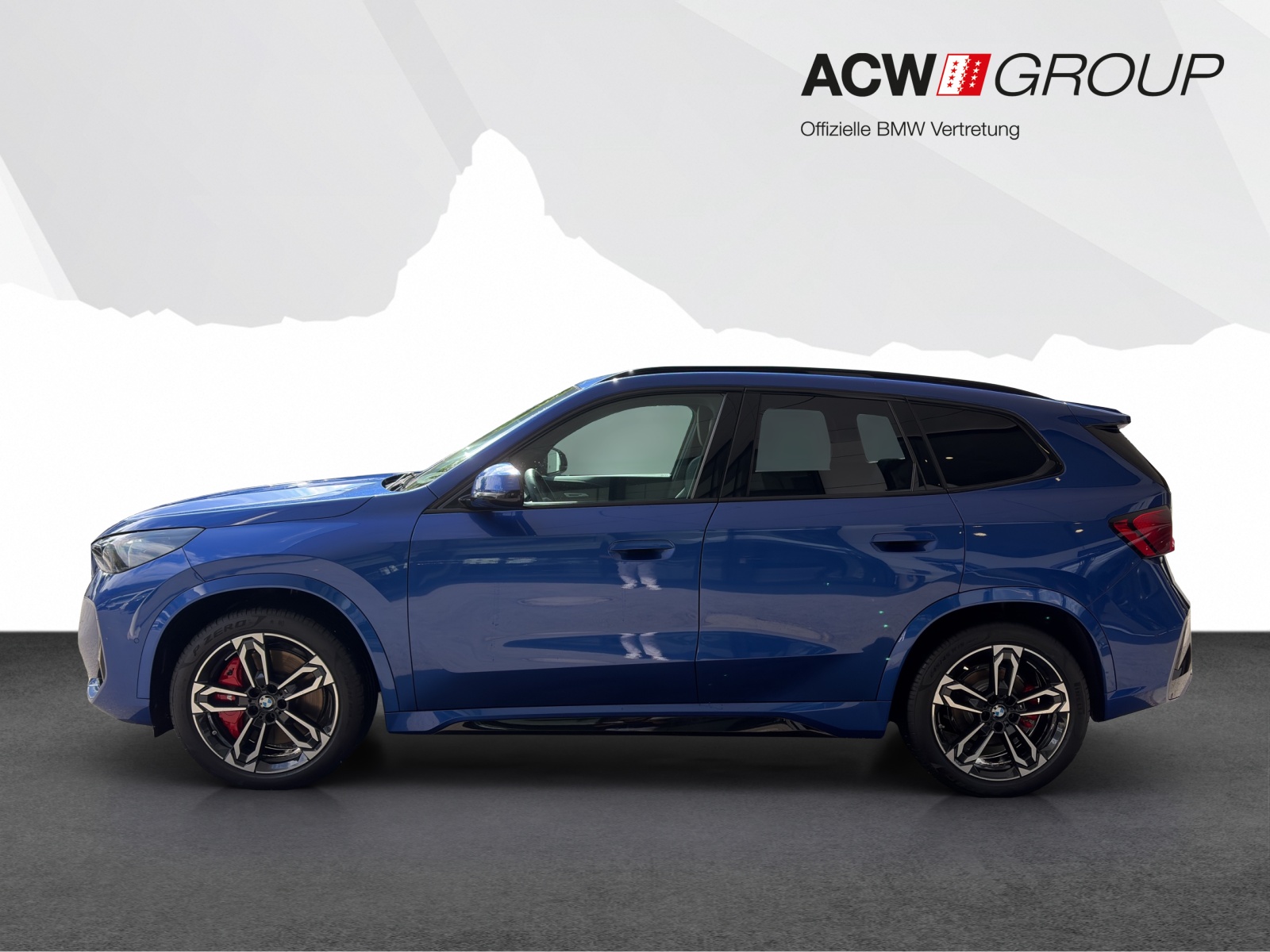 BMW X1 23i xDrive-showroom-element-1