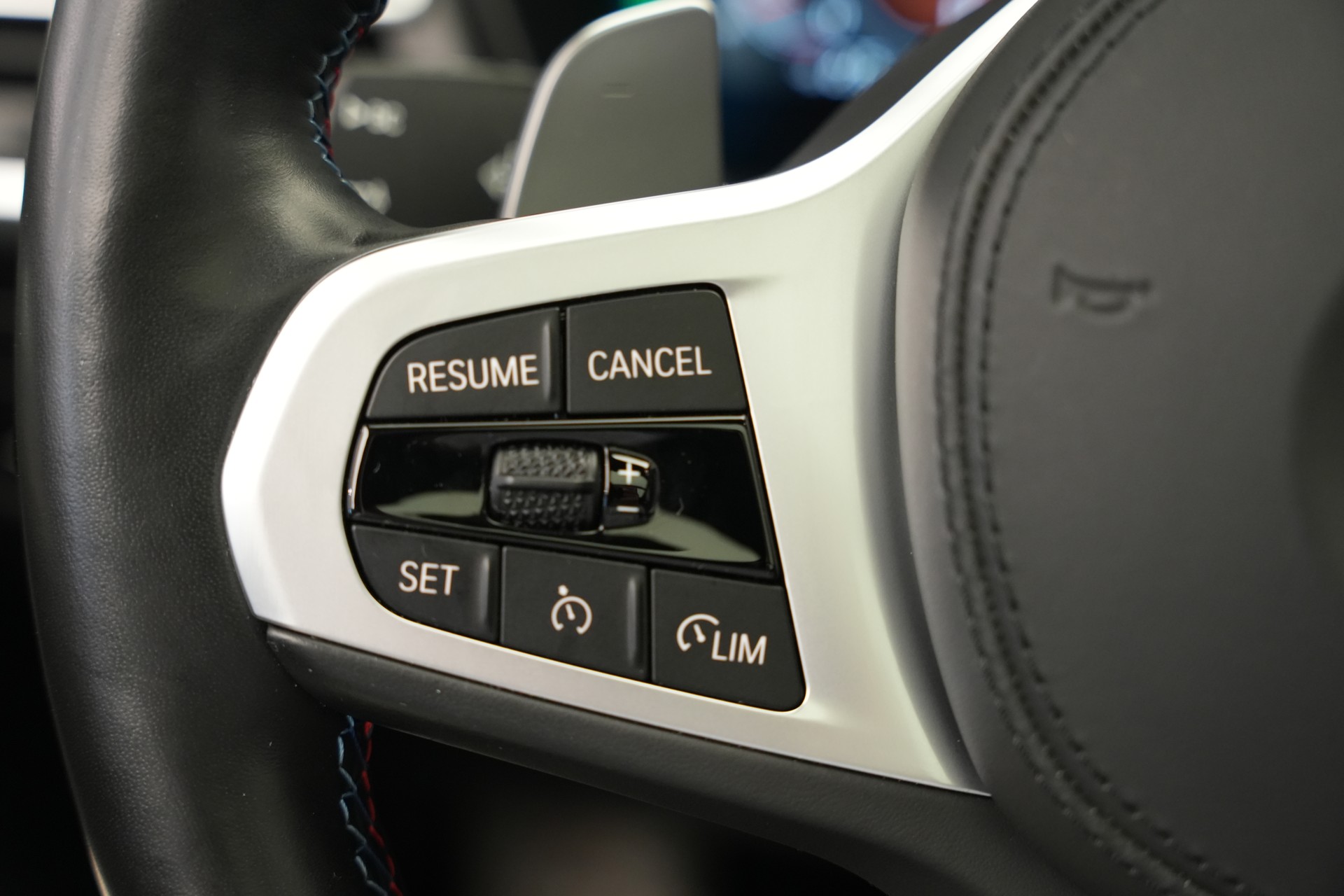 BMW X3 M40i *Facelift* *Panorama*-image-25