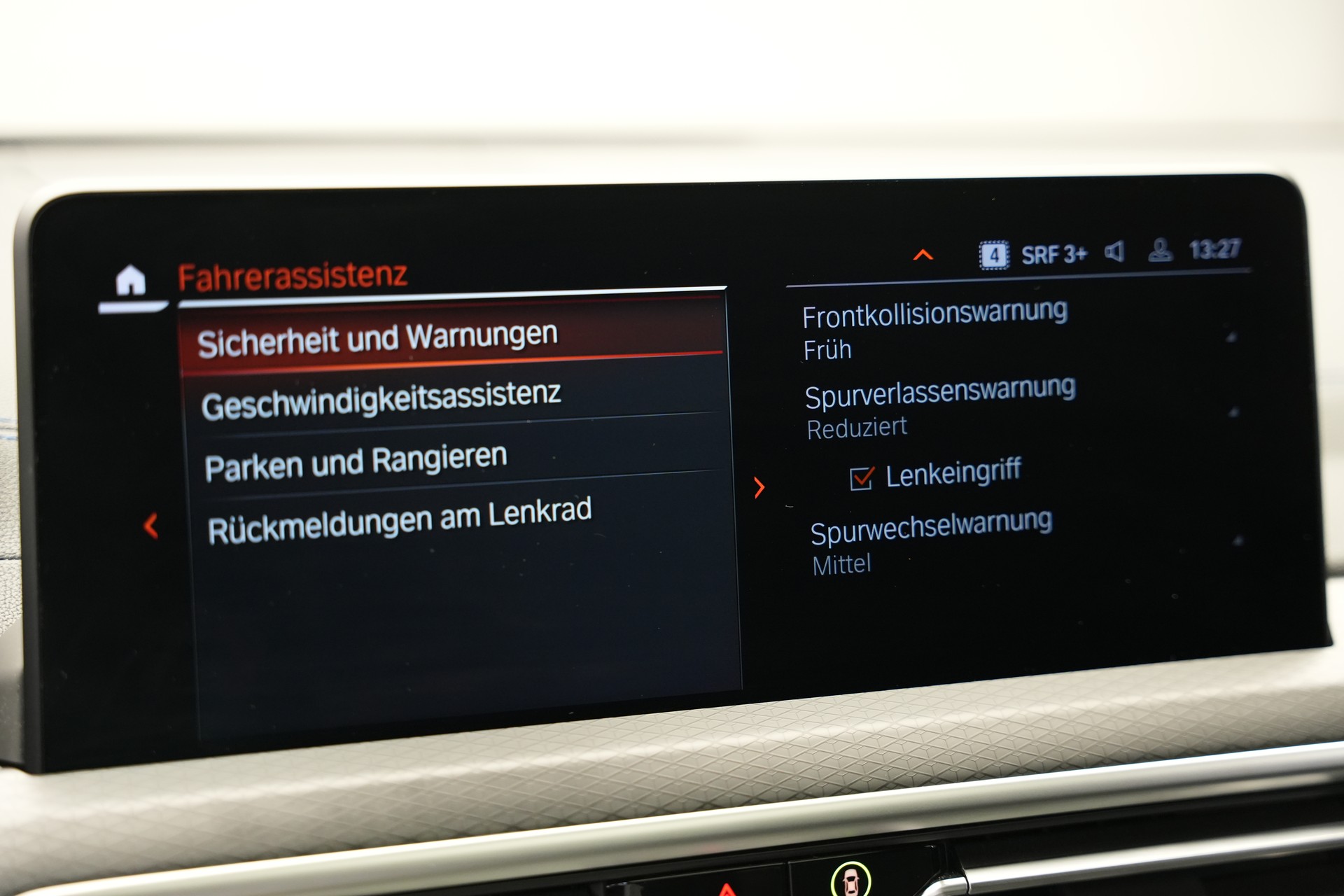 BMW X3 M40i *Facelift* *Panorama*-image-32