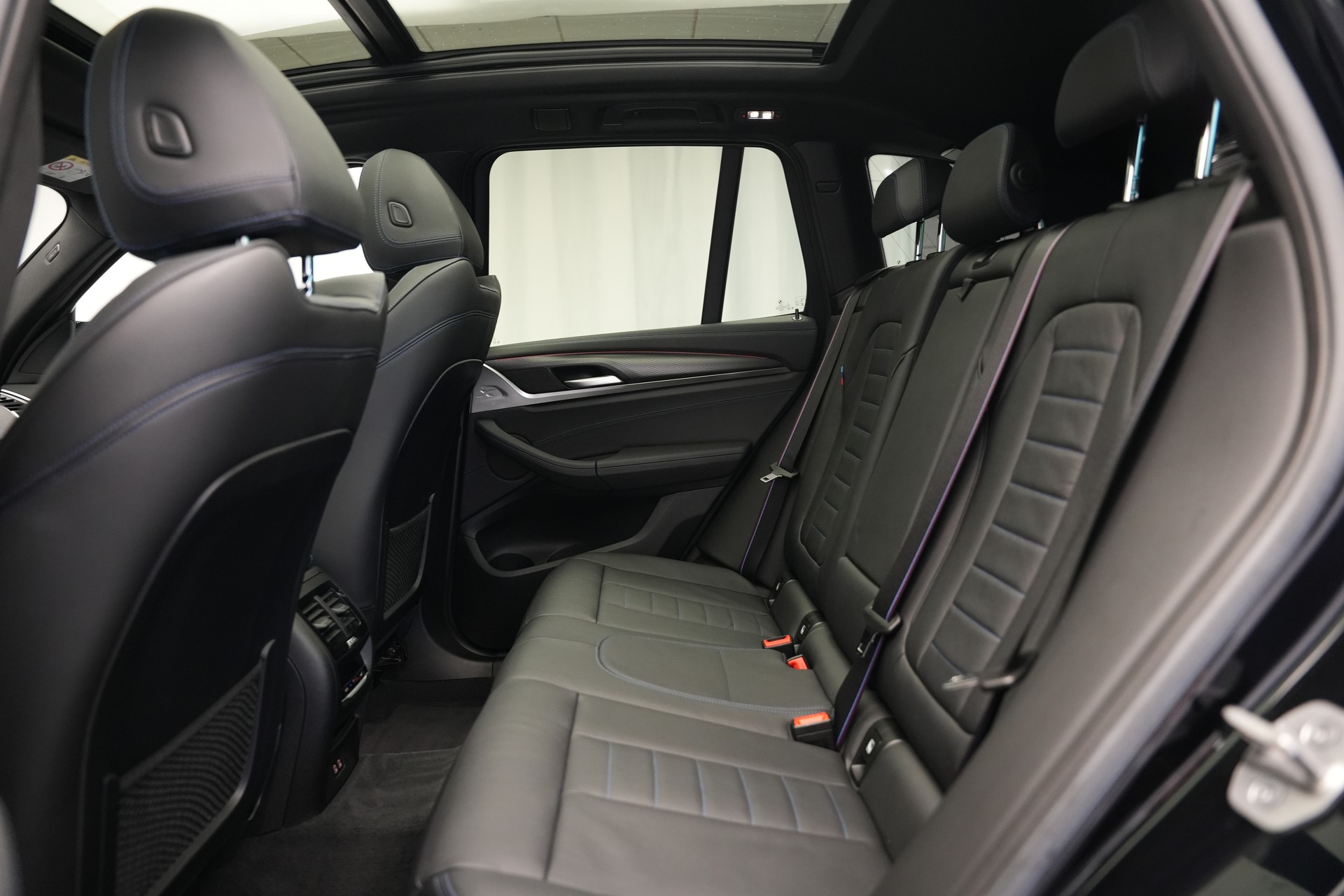 BMW X3 M40i *Facelift* *Panorama*-image-16
