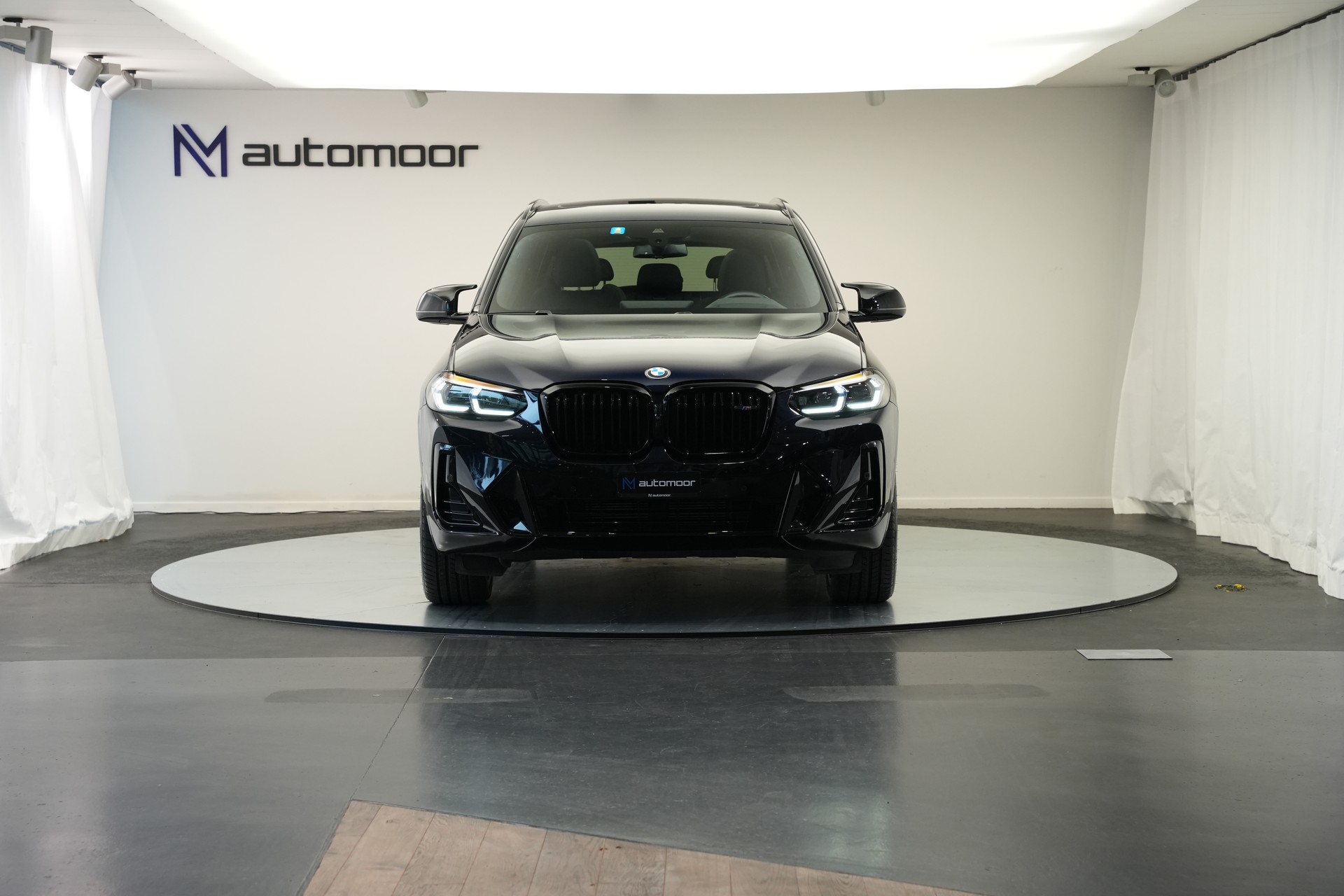 BMW X3 M40i *Facelift* *Panorama*-showroom-element-1