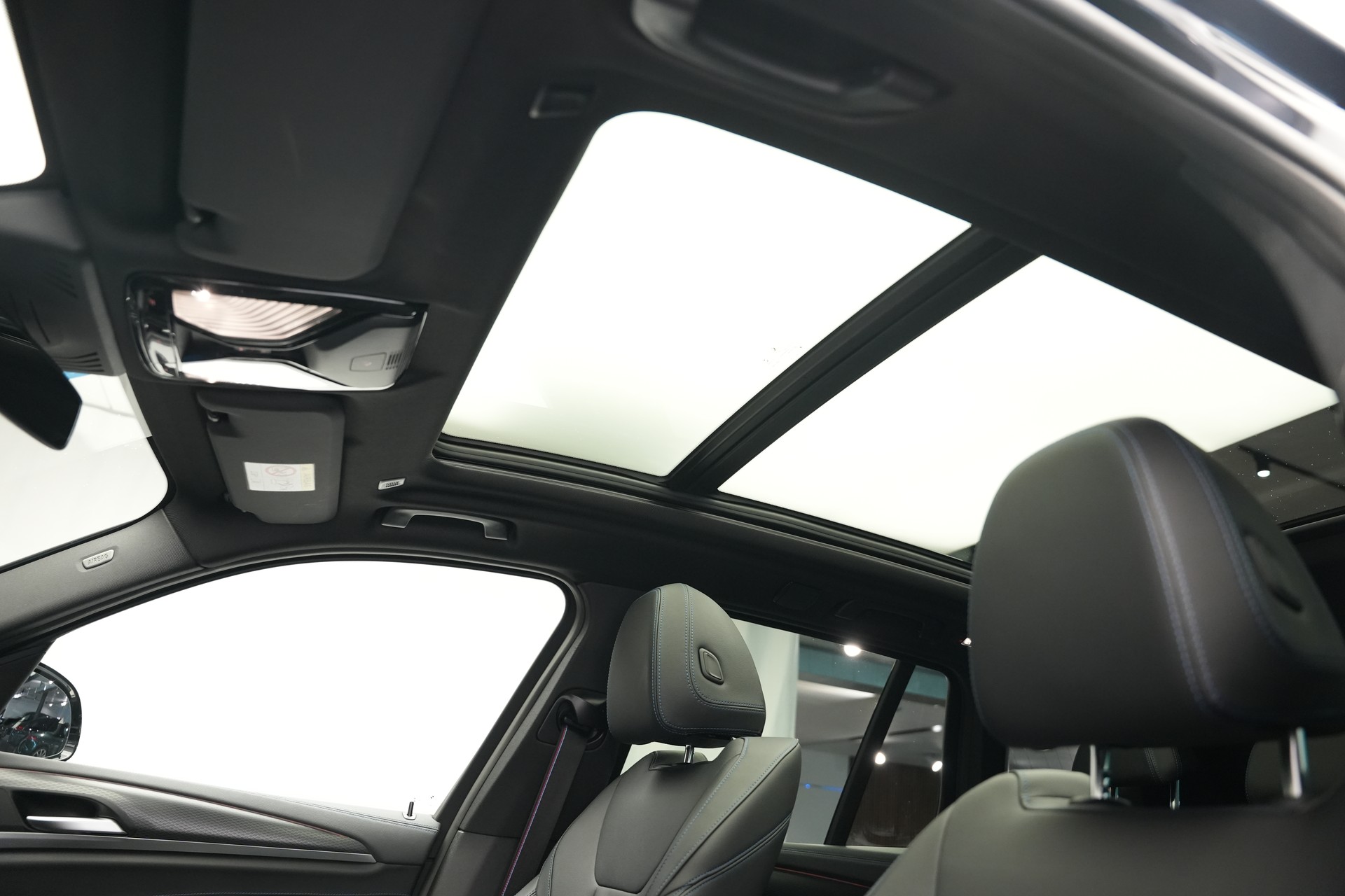 BMW X3 M40i *Facelift* *Panorama*-image-14