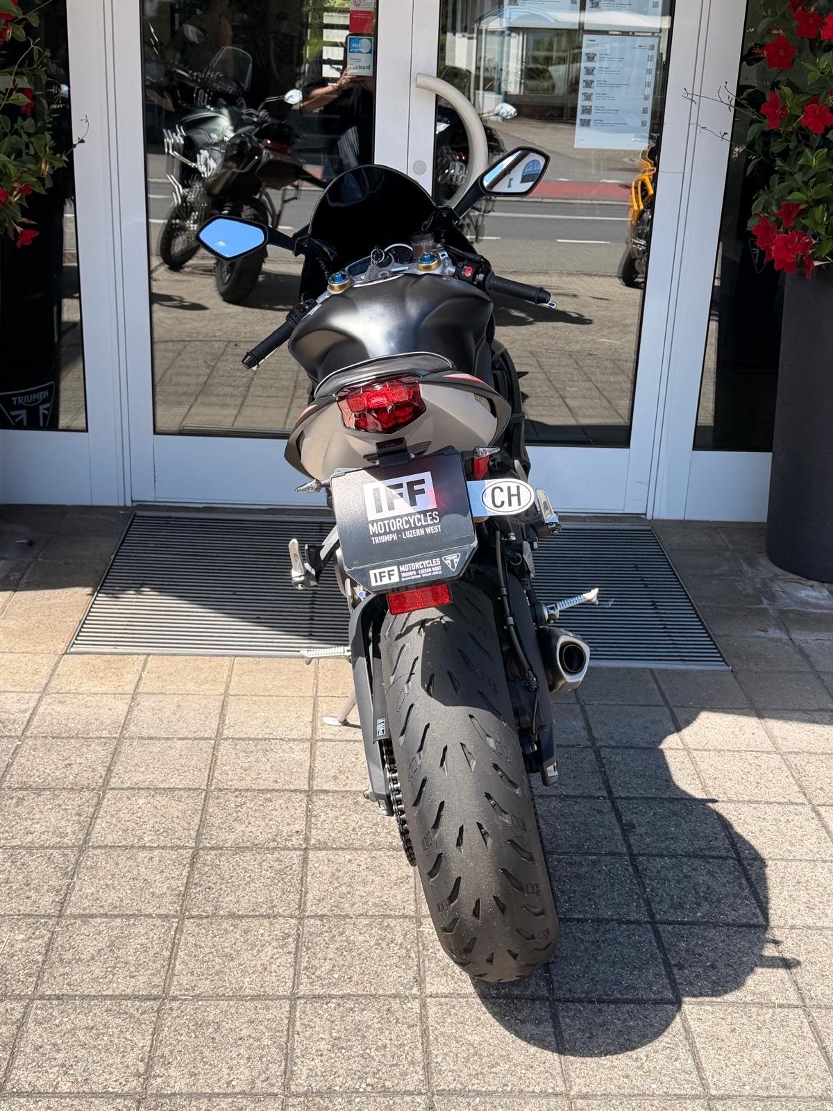 TRIUMPH Daytona 675 ABS-image-7