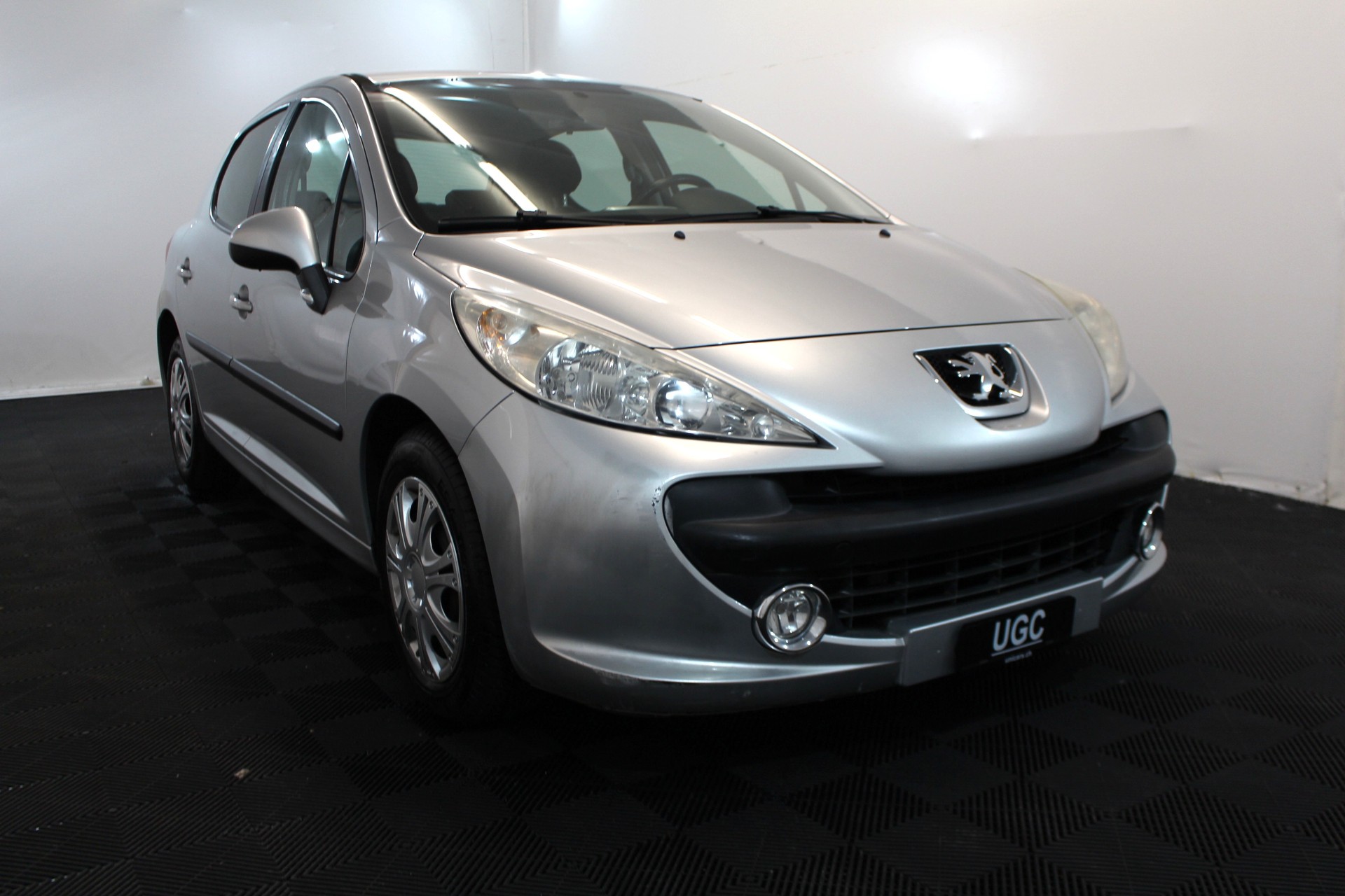 PEUGEOT 207 1.4 16V 95 Trendy