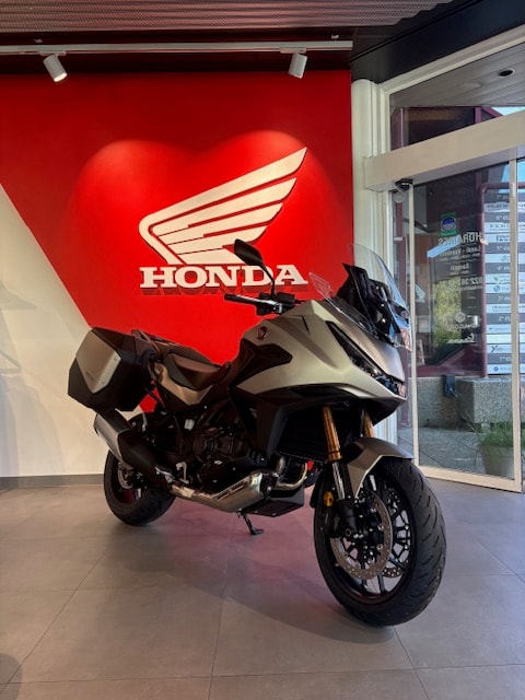HONDA NT 1100 DCT E.S.-image-0