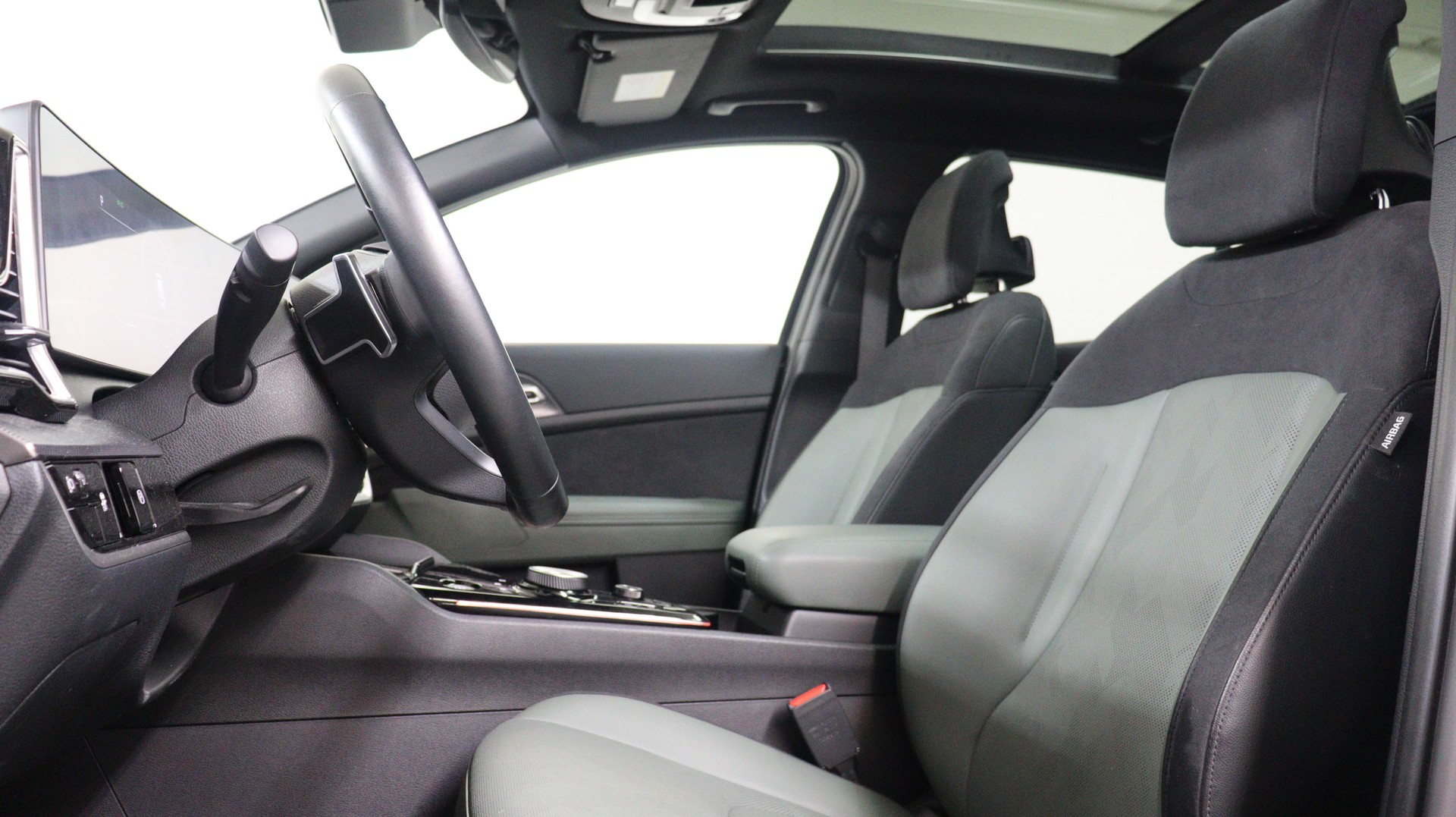 KIA Sportage 1.6 T-GDi Power Edition-showroom-element-2
