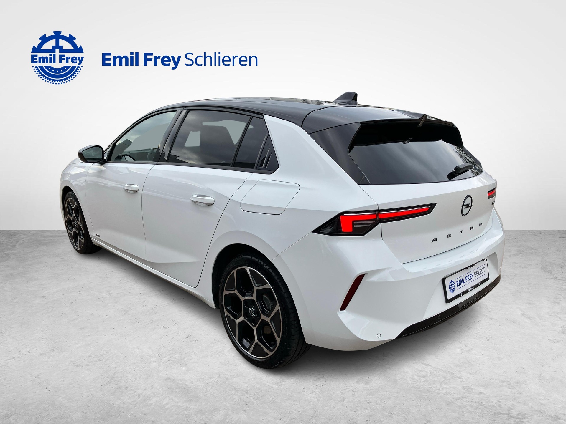 OPEL Astra 1.6 T PHEV 180 Swiss Premium-showroom-element-2