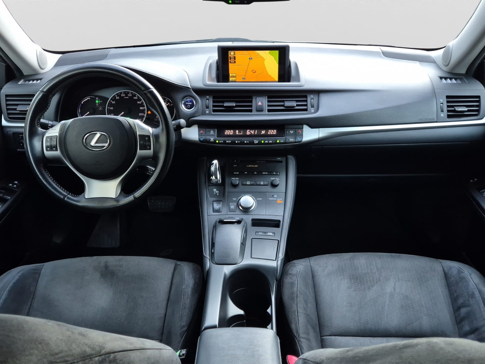 LEXUS CT 200h 1.8 comfort CVT-image-10