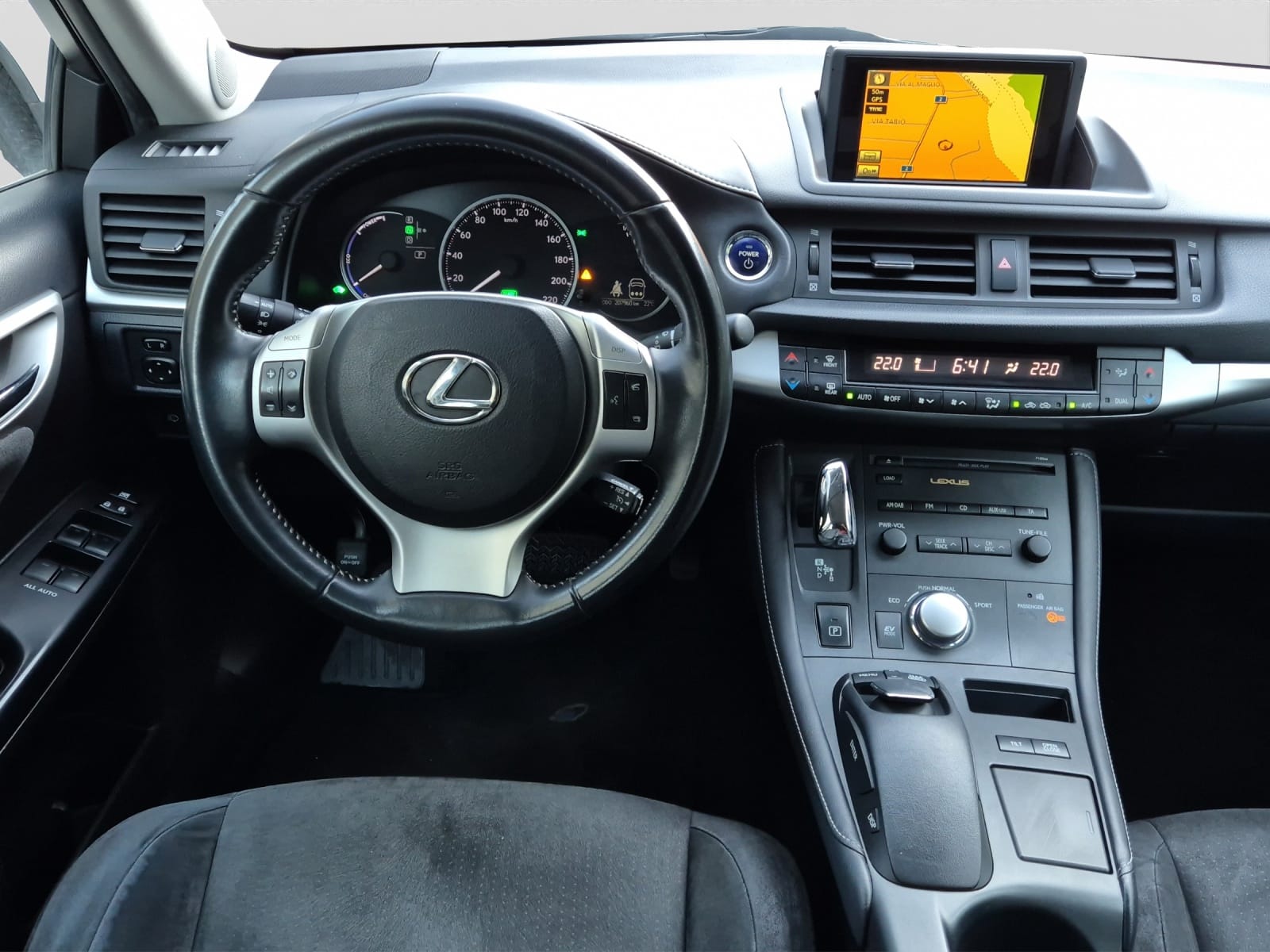 LEXUS CT 200h 1.8 comfort CVT-image-13