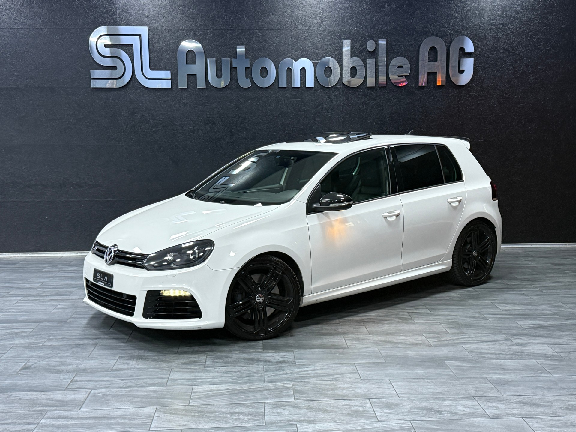 VW Golf 2.0 TSI R Team 4Motion DSG