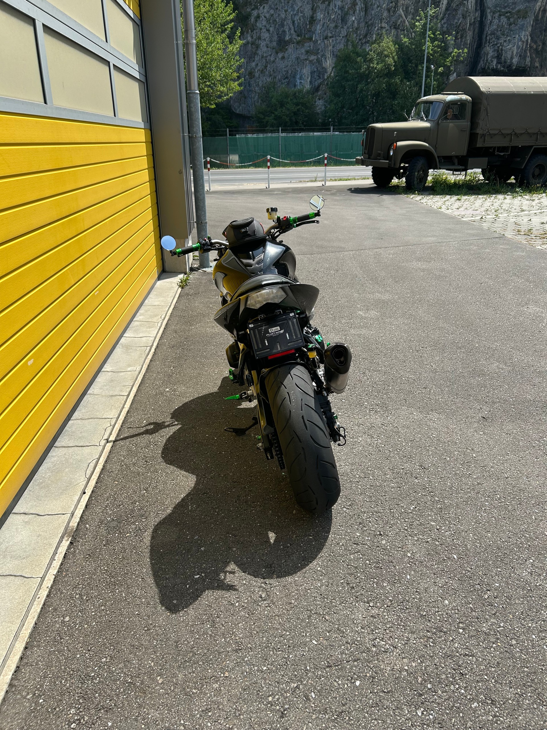 KAWASAKI Z 750 ABS-image-3