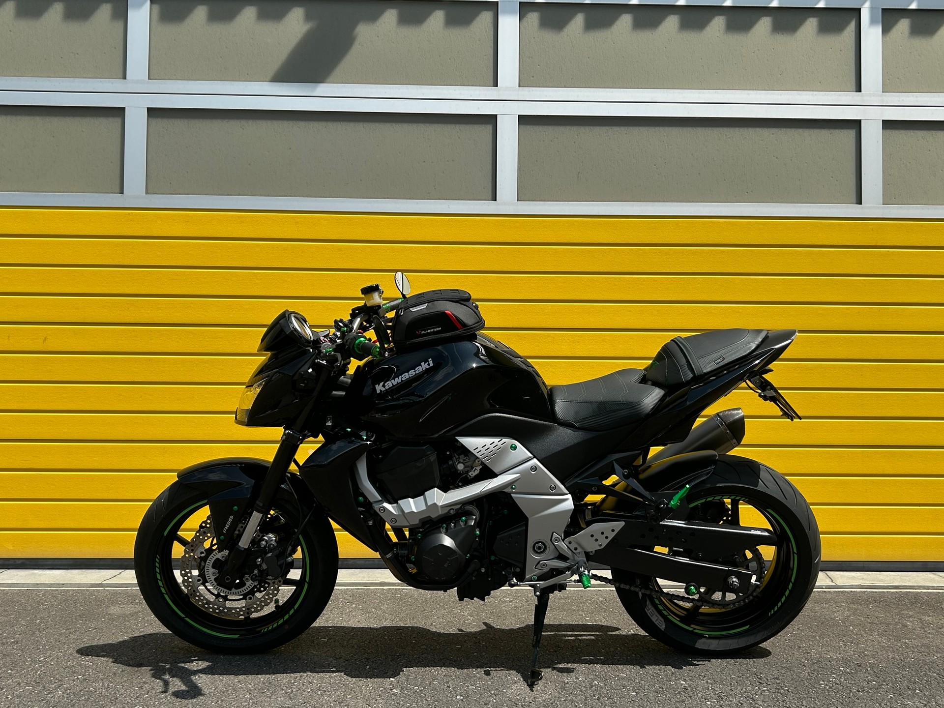 KAWASAKI Z 750 ABS-image-1