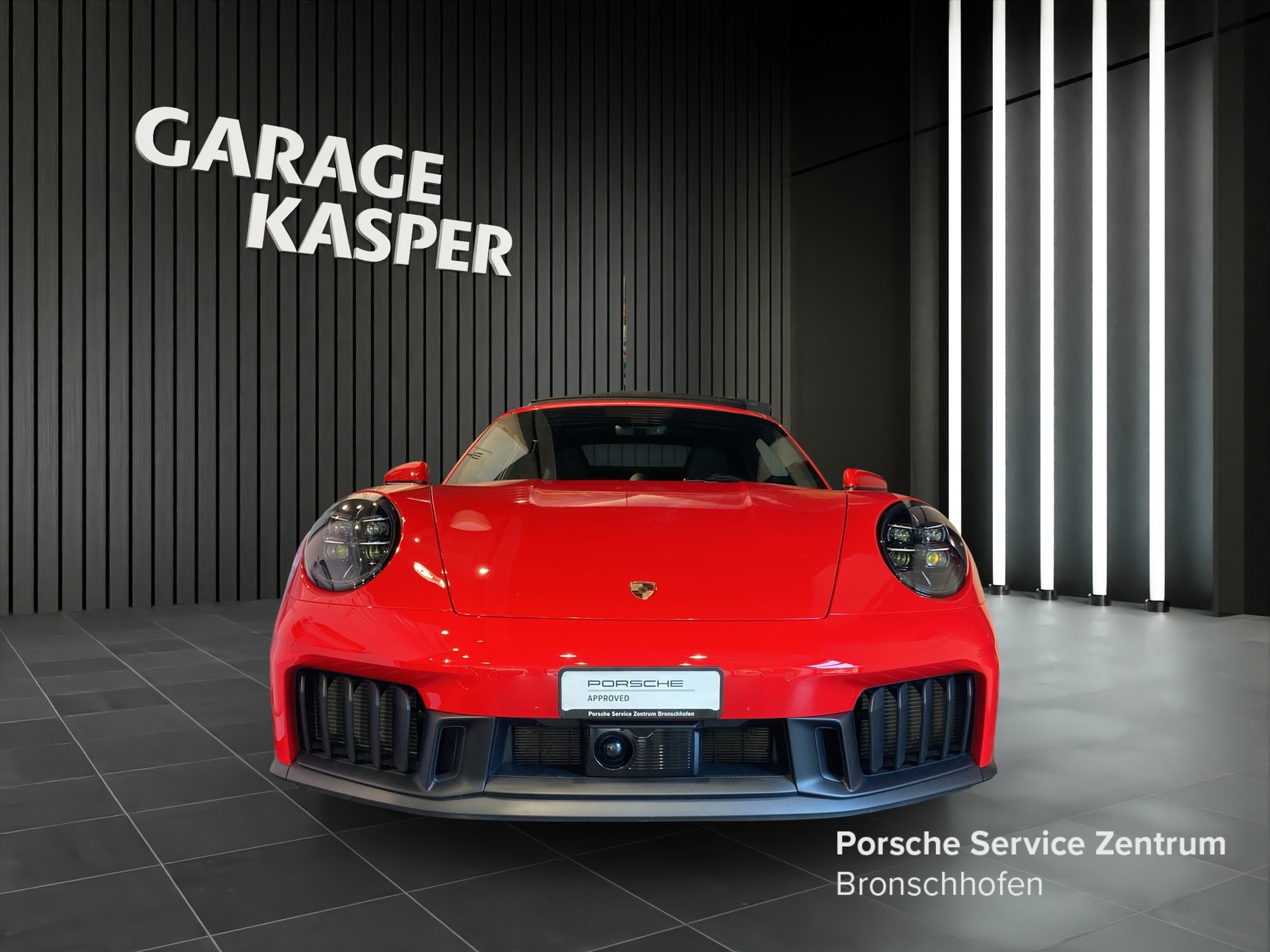 PORSCHE 911 Carrera GTS-image-7