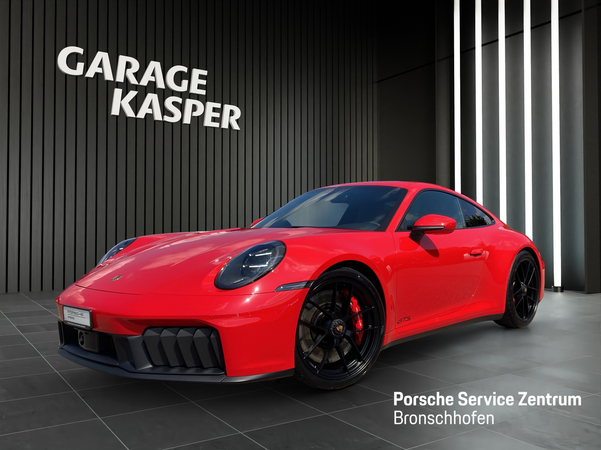 PORSCHE 911 Carrera GTS