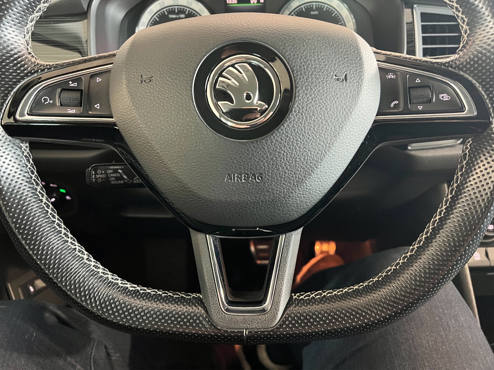 SKODA Kodiaq 2.0 TDI CR Style 4x4 DSG-image-20