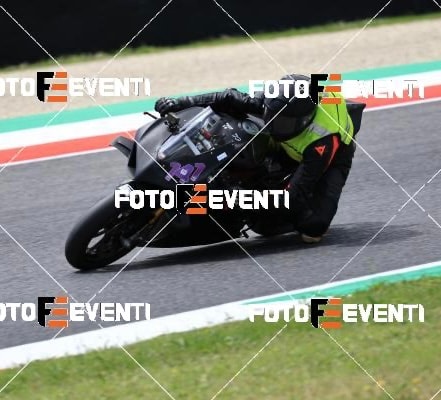 DUCATI Panigale V4 S-image-1