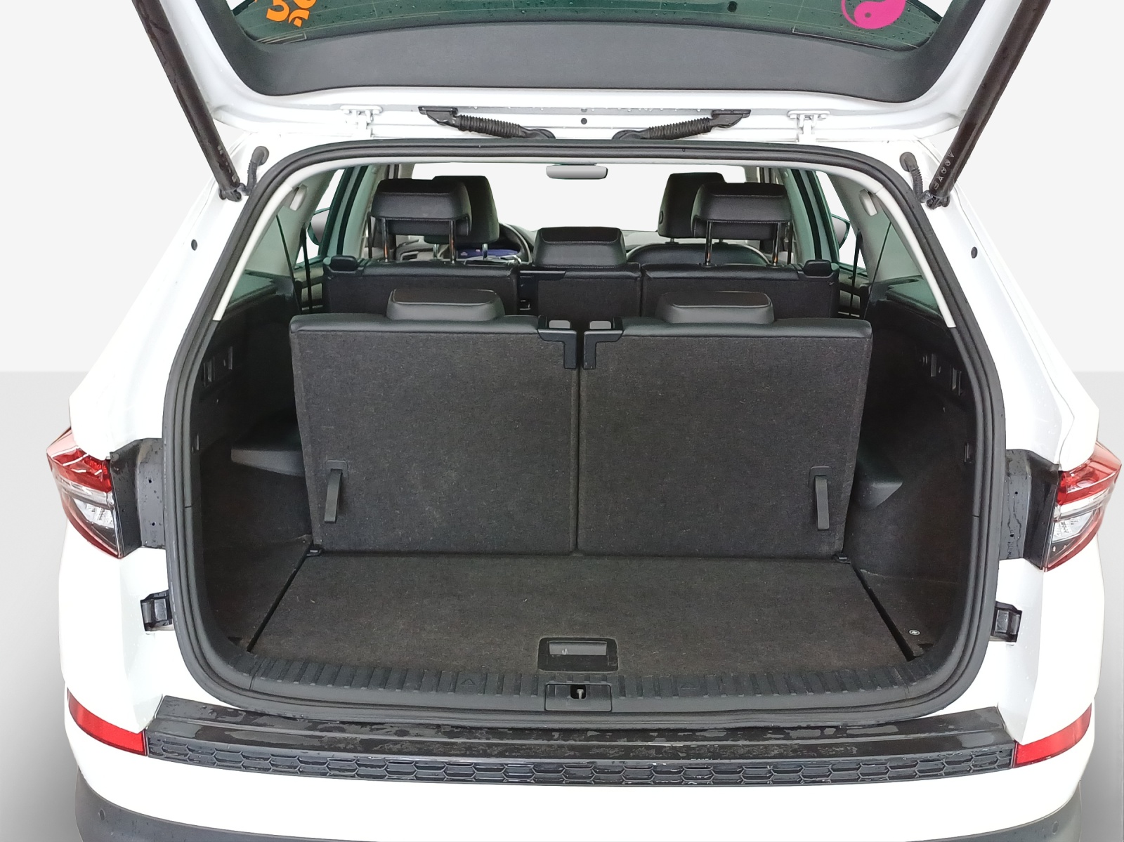SKODA Kodiaq 2.0 TSI 4x4 Style-image-12
