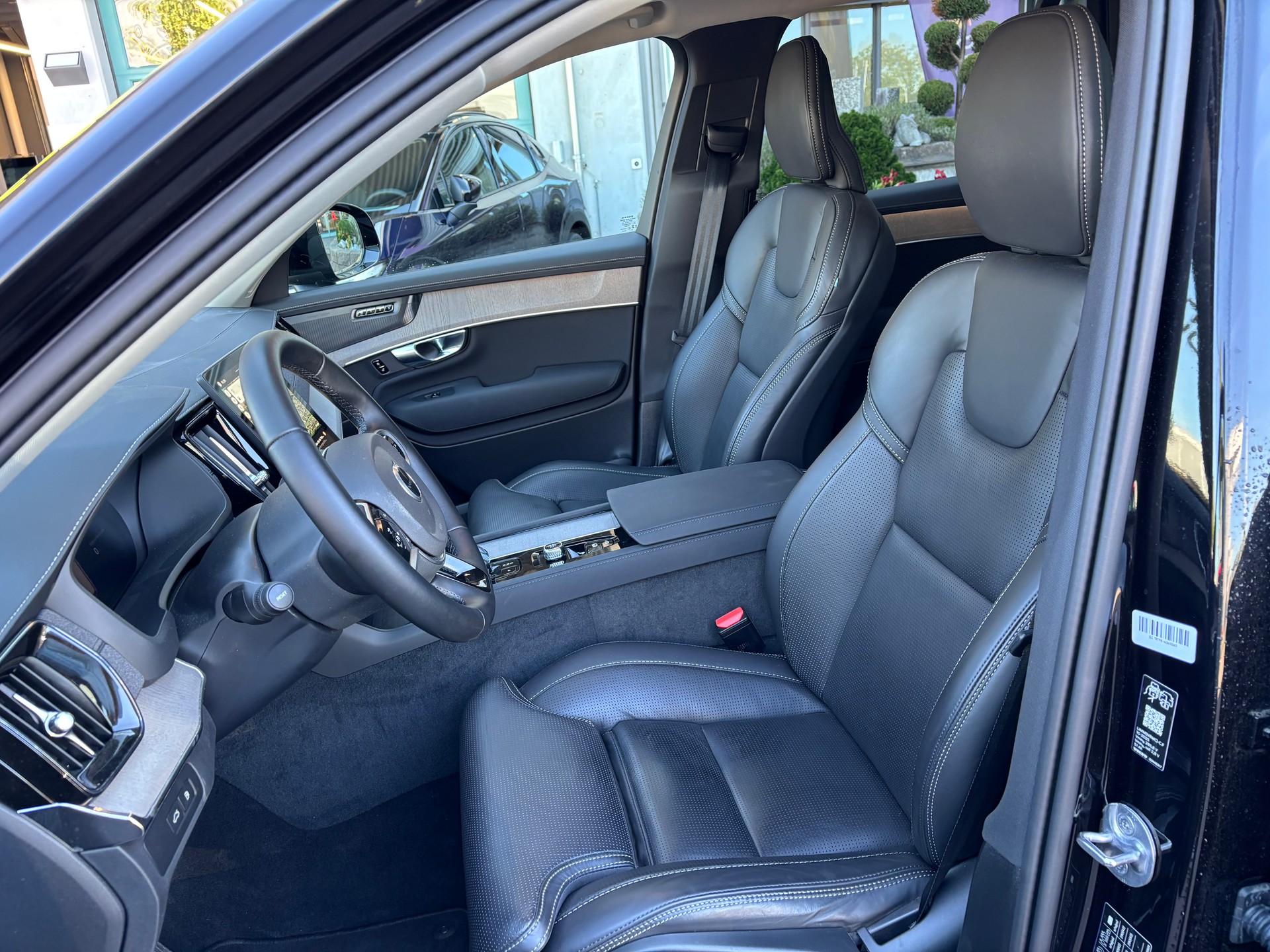 VOLVO XC90 T8 eAWD PluginHybrid Plus Dark Geartronic-image-11