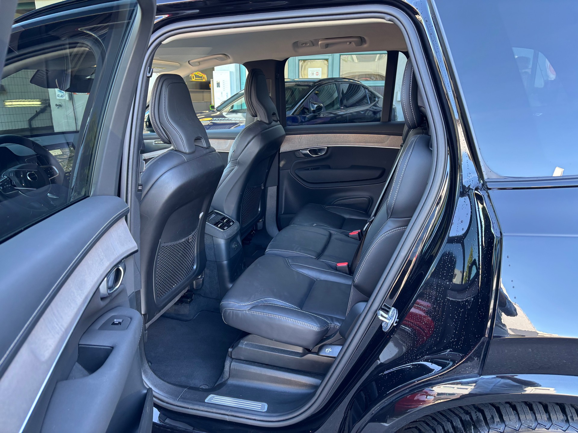 VOLVO XC90 T8 eAWD PluginHybrid Plus Dark Geartronic-image-13