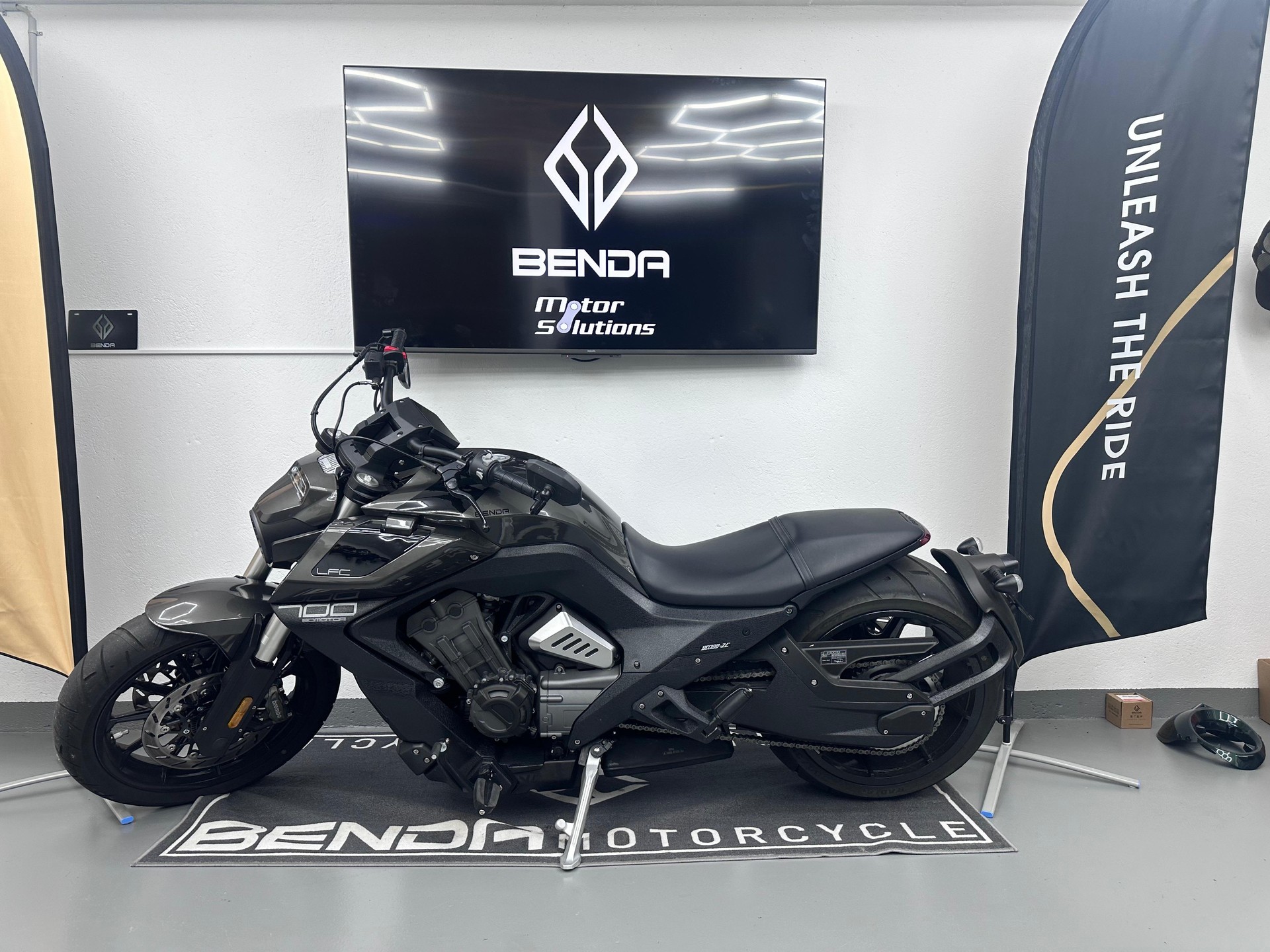 BENDA LFC 700 pro-image-0