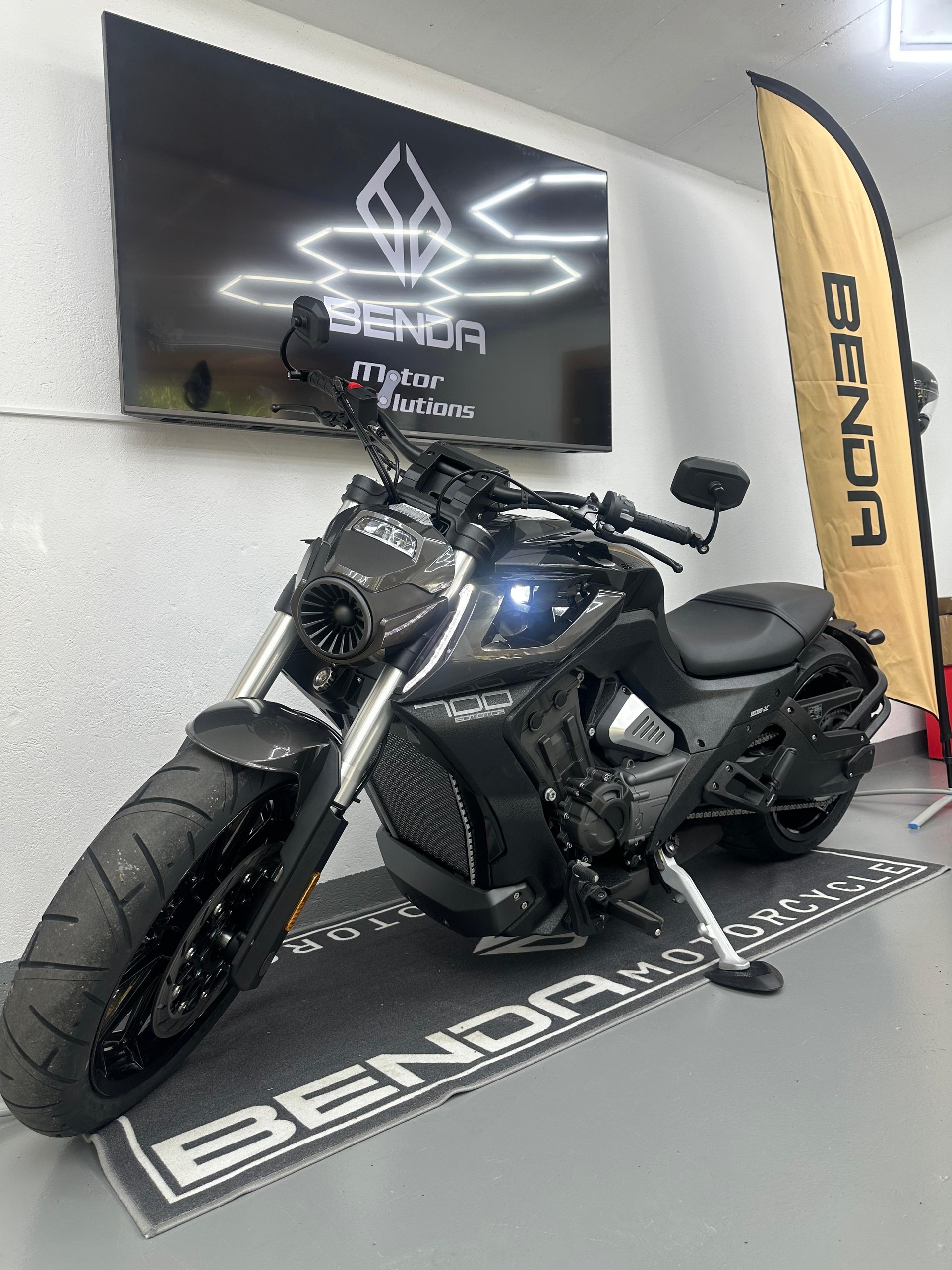 BENDA LFC 700 pro-image-8