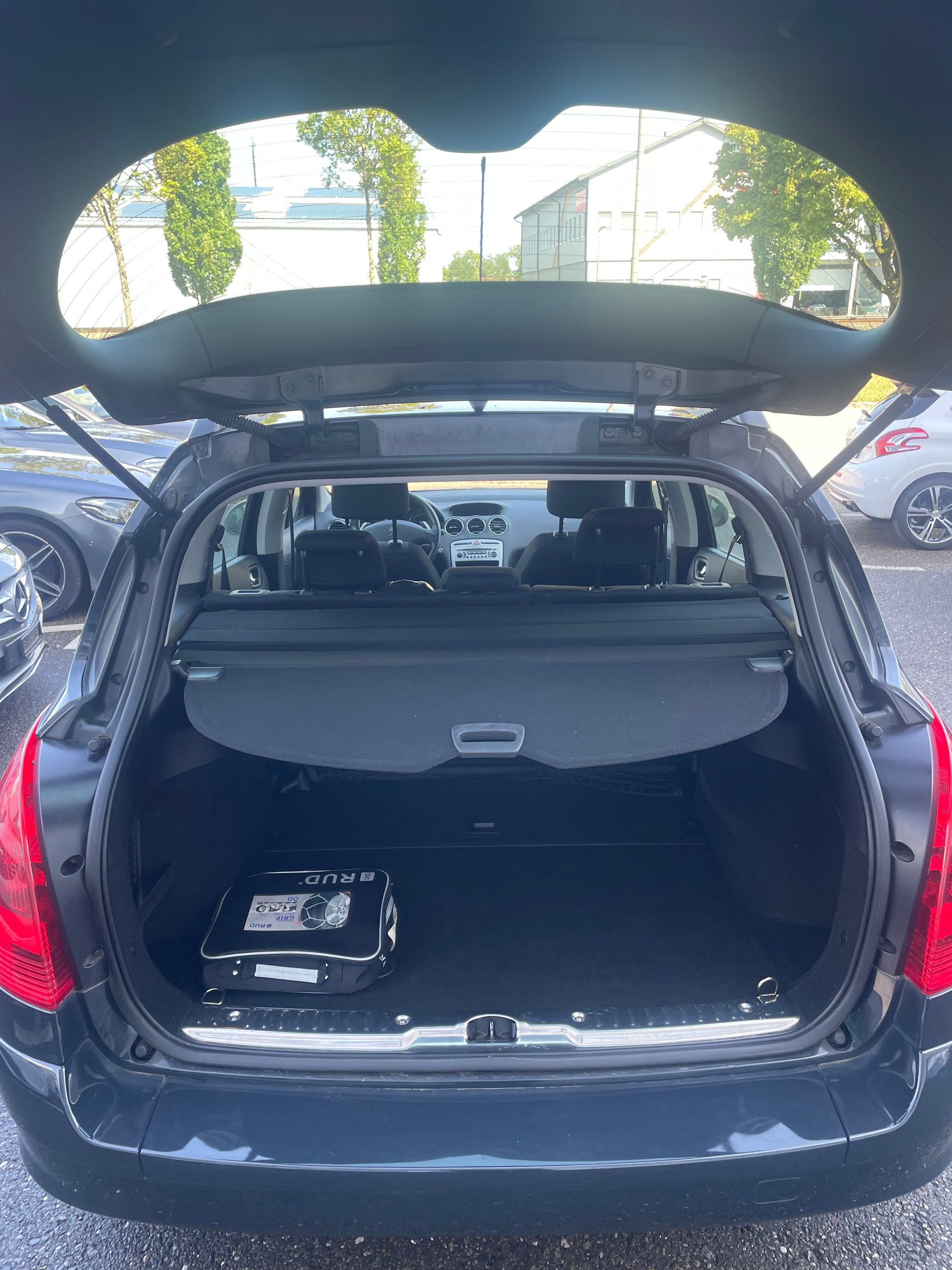 PEUGEOT 308-image-4