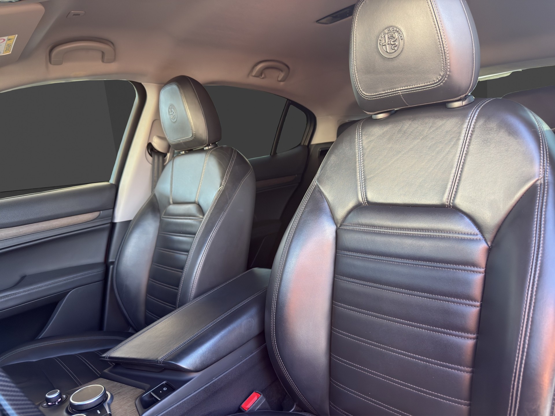 ALFA ROMEO Stelvio 2.0 First Edition Q4 Automatic-image-15
