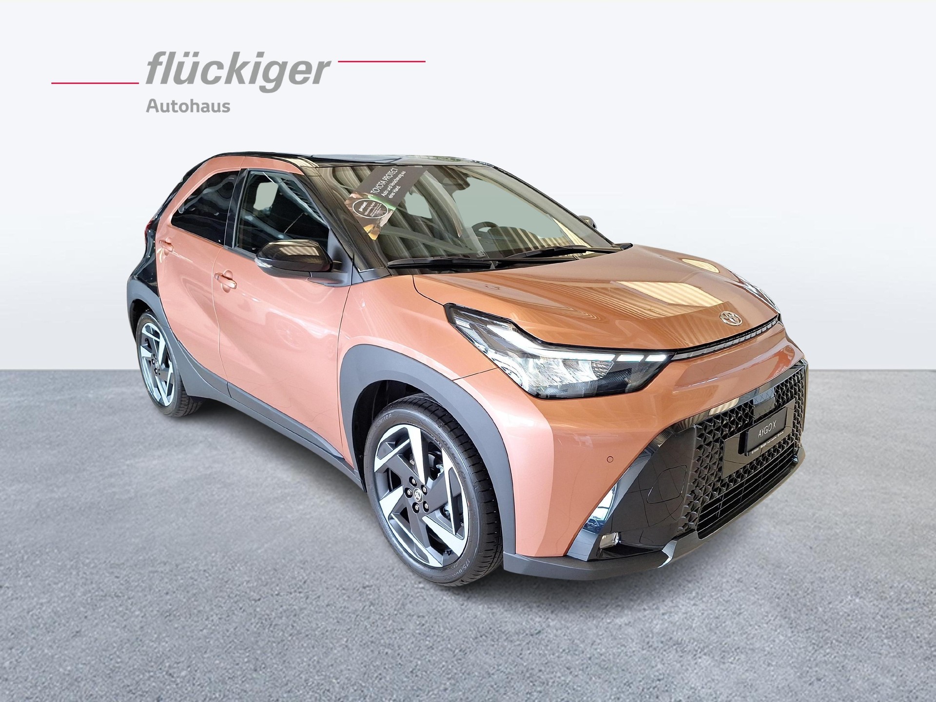 TOYOTA Aygo X 1.5 VVT-i HSD Style-showroom-element-2