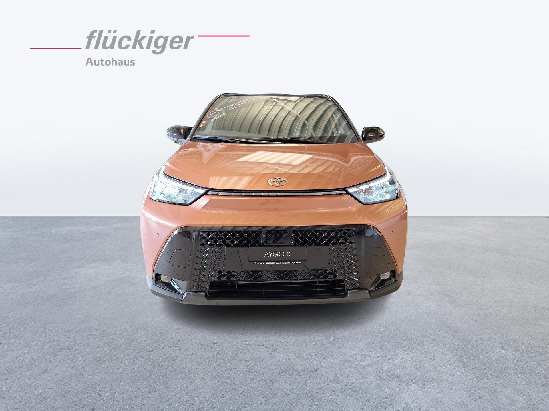 TOYOTA Aygo X 1.5 VVT-i HSD Style-showroom-element-1