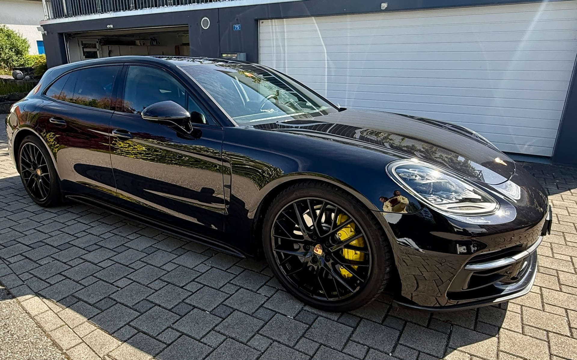 PORSCHE Panamera 4 E-Hybrid Sport Turismo PDK-showroom-element-2