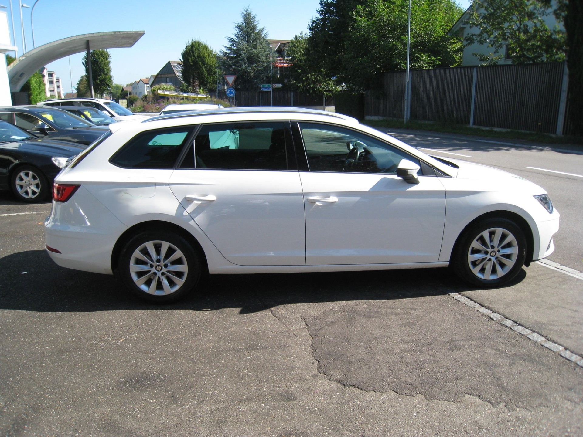 SEAT Leon ST 1.5 TGI Style DSG-image-5