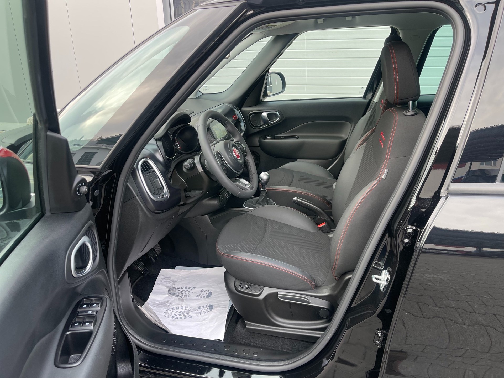FIAT 500L Wagon 1.4 Sport*TOP ZUSTAND*NUR 16000 KM*-image-11