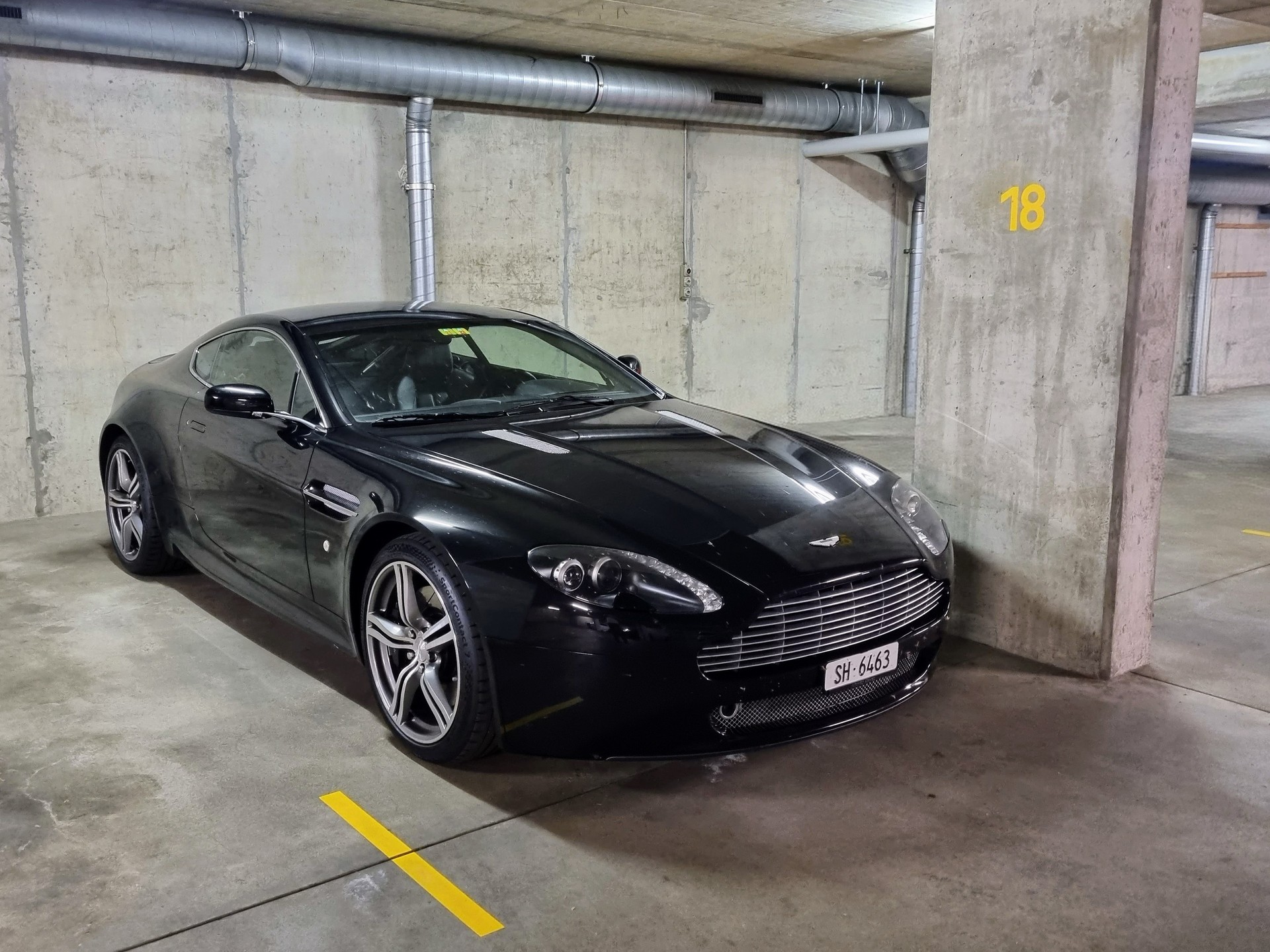 ASTON MARTIN V8 Vantage 4.3 N400 Sportshift-image-4