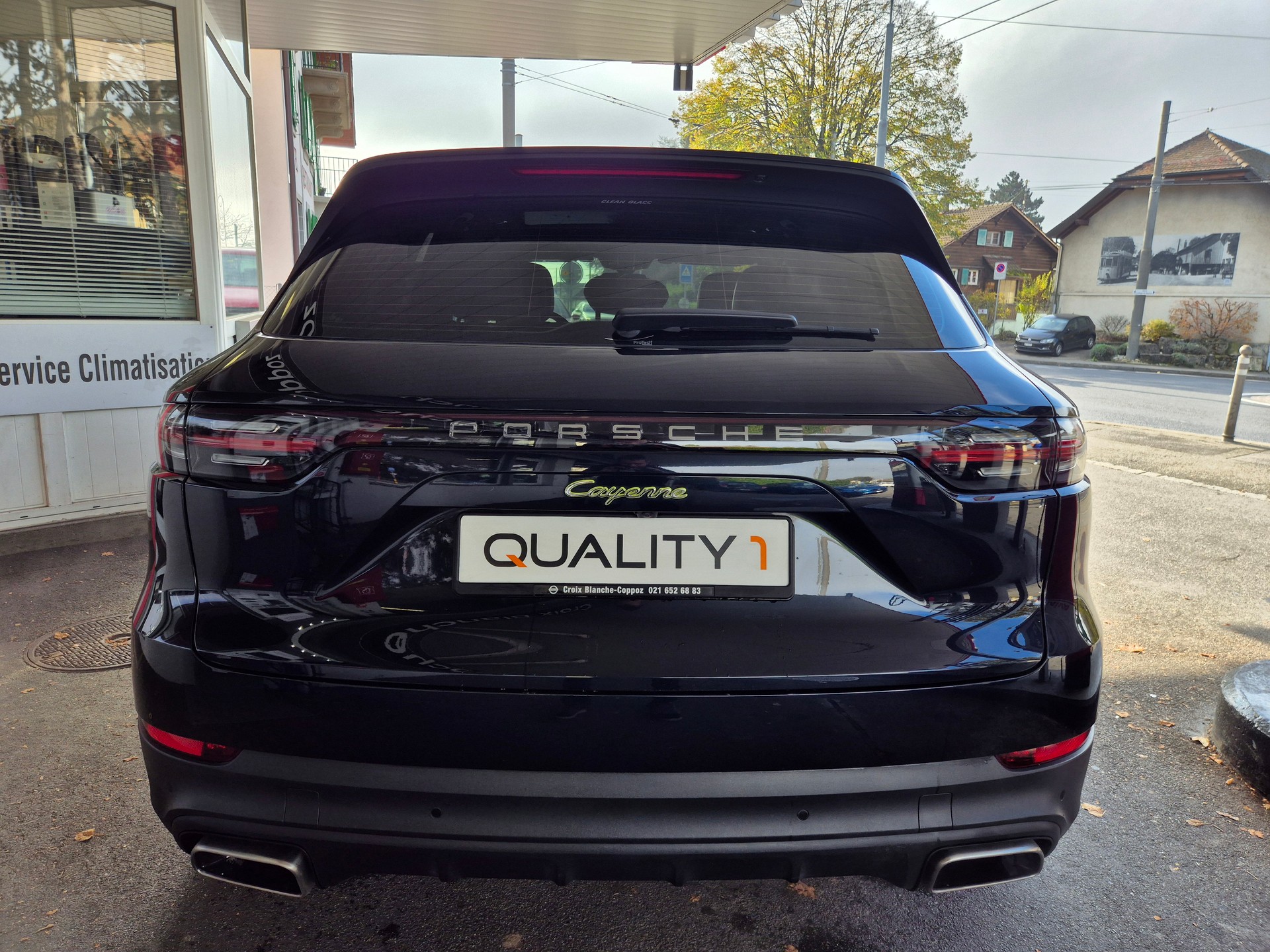 PORSCHE Cayenne E-Hybrid-image-5