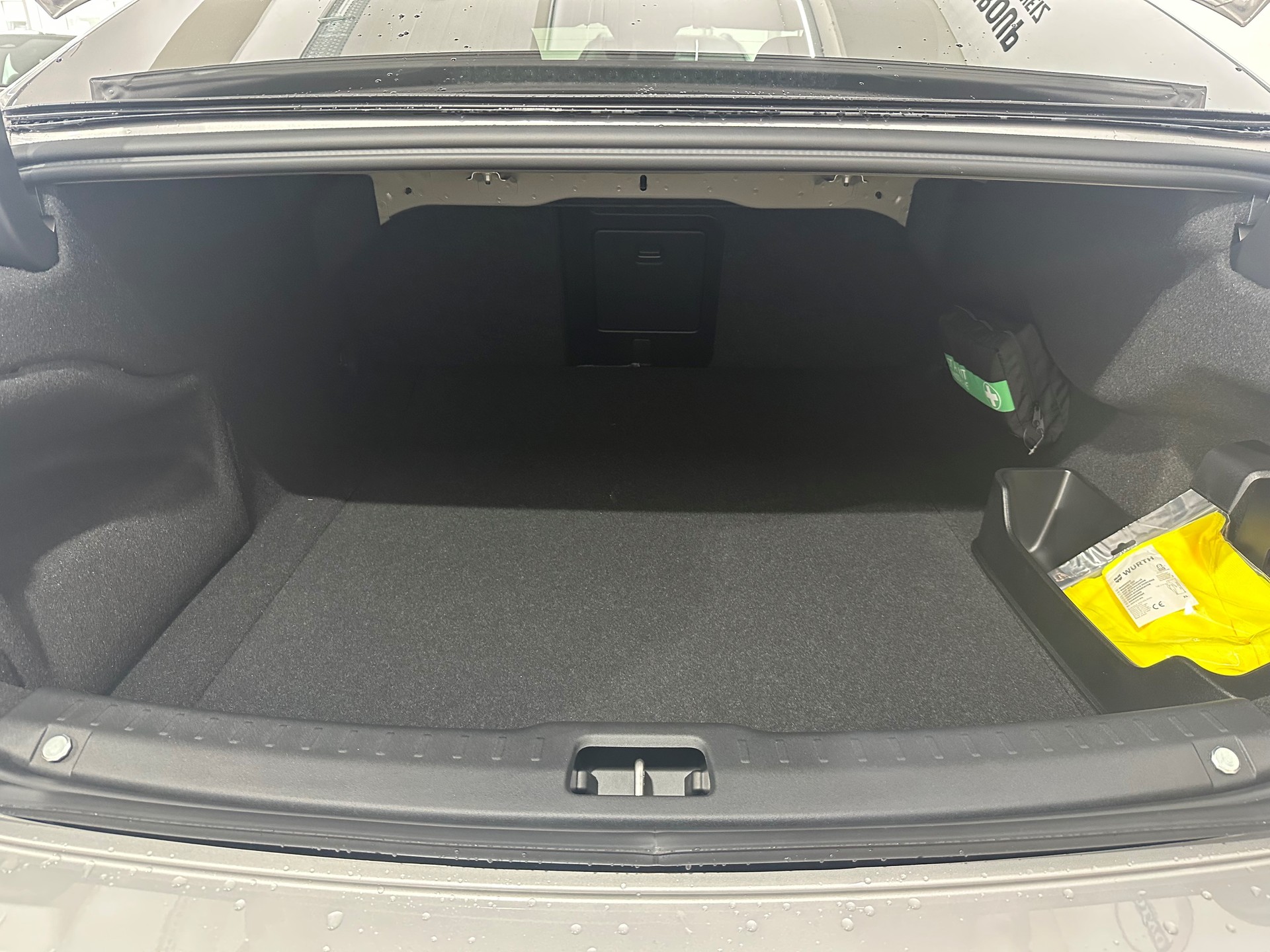 VOLVO S90 2.0 T8 TE Ultimate Dark eA-image-6