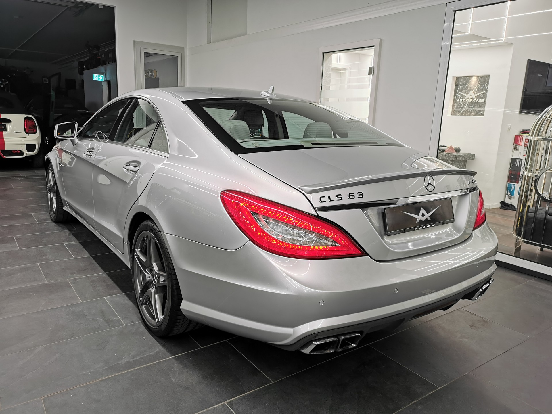MERCEDES-BENZ CLS 63 COUPE V8 M157 MOTOR W 218 AMG Speedshift MCT SELTEN UND RAR KEIN SHOOTING BREAK SONDERN COUPÉ!!!!-image-4