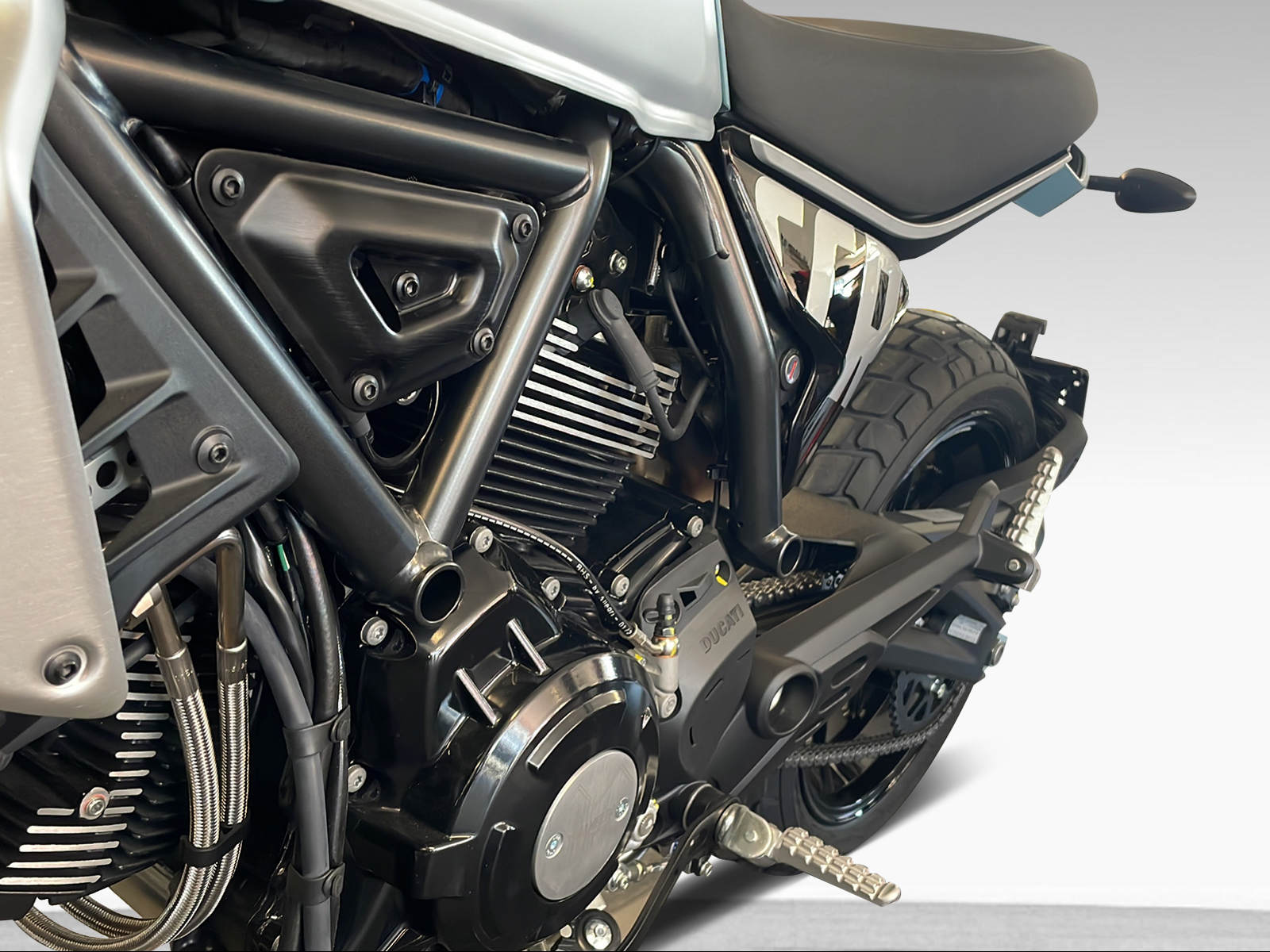 DUCATI 803 Scrambler Icon ABS-image-8
