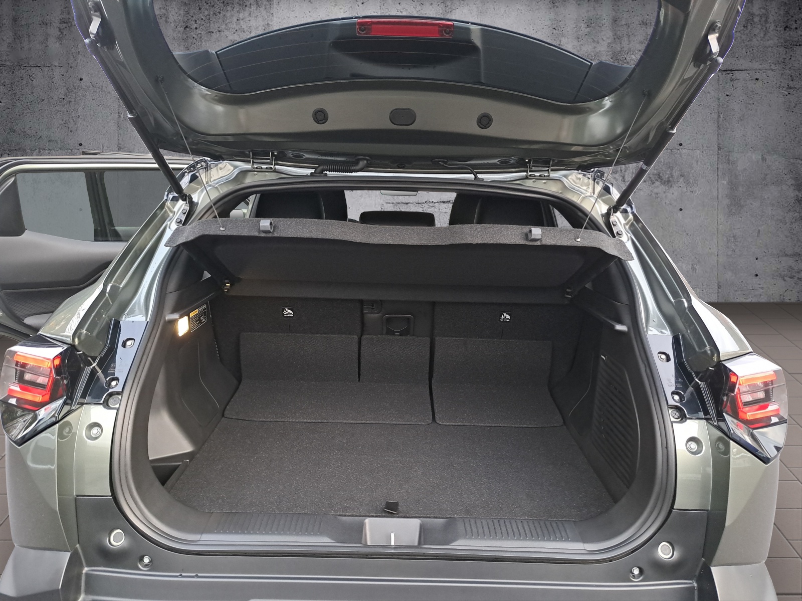 SUZUKI e Vitara Compact Top 4x4-image-16