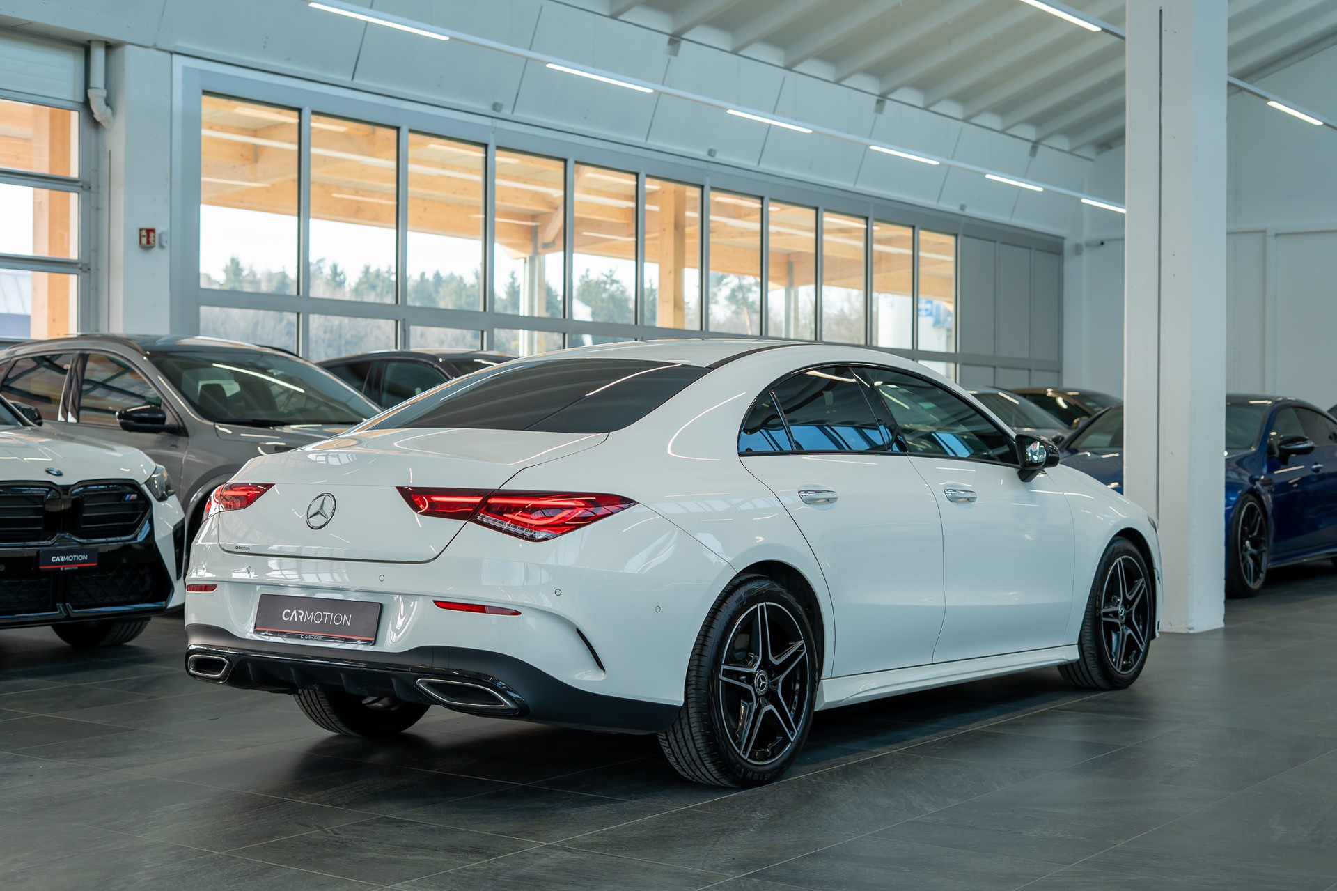 MERCEDES-BENZ CLA 200 d AMG Line 4matic Ambiente-Beleuchtung / Sitzheizung / Navi-showroom-element-3