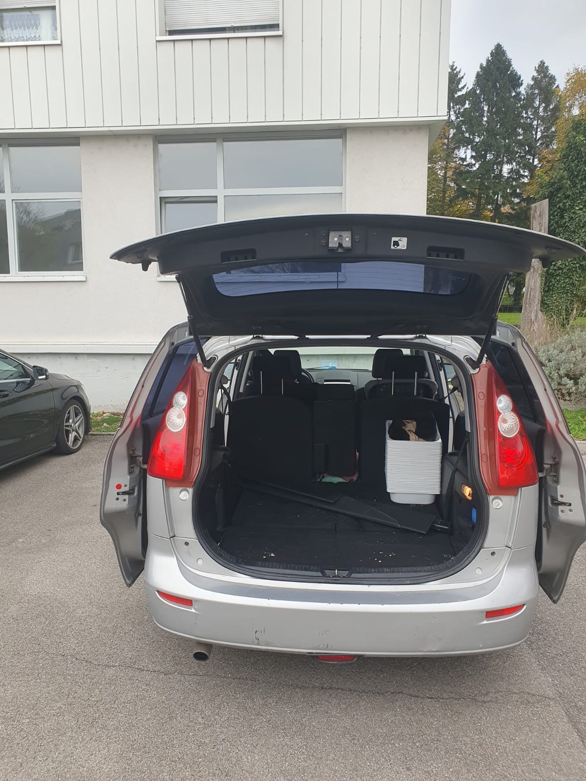 MAZDA 5 2.0 16V Exclusive-image-3