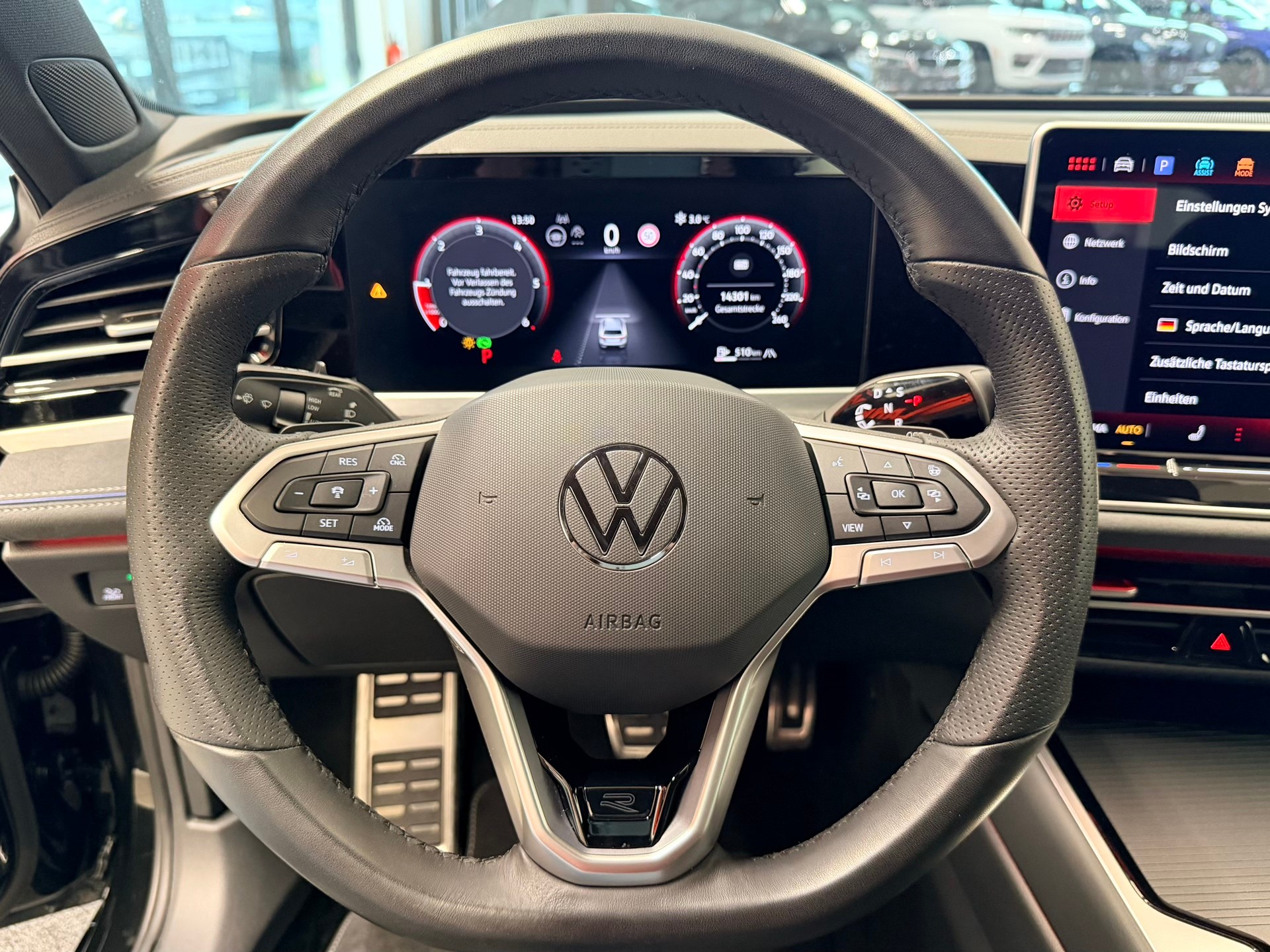 VW Passat Variant 2.0 TDI evo R-Line 4 Motion DSG-image-24