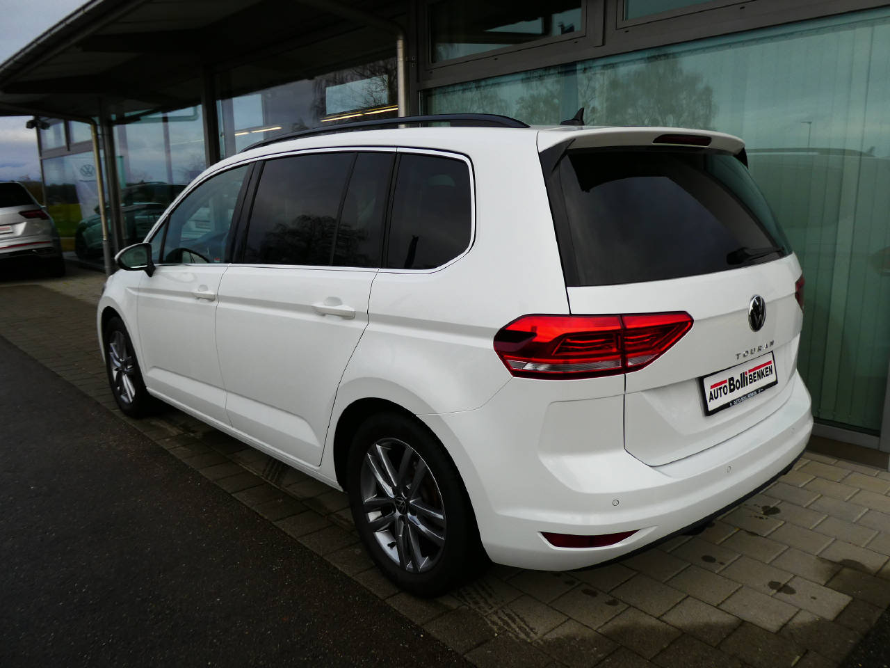 VW Touran 1.5 TSI Comfortline United DSG-image-6