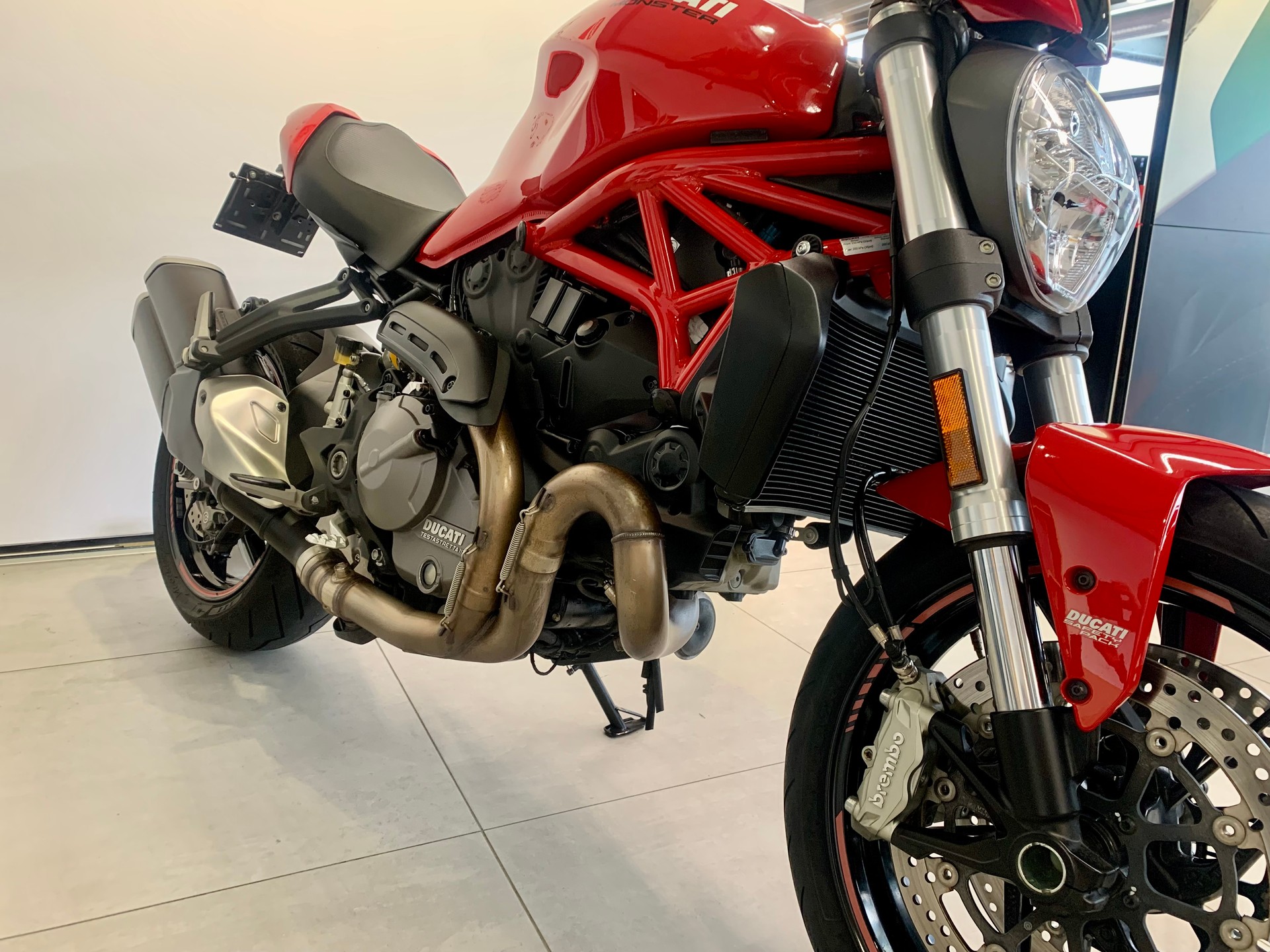 DUCATI Monster 821-image-5