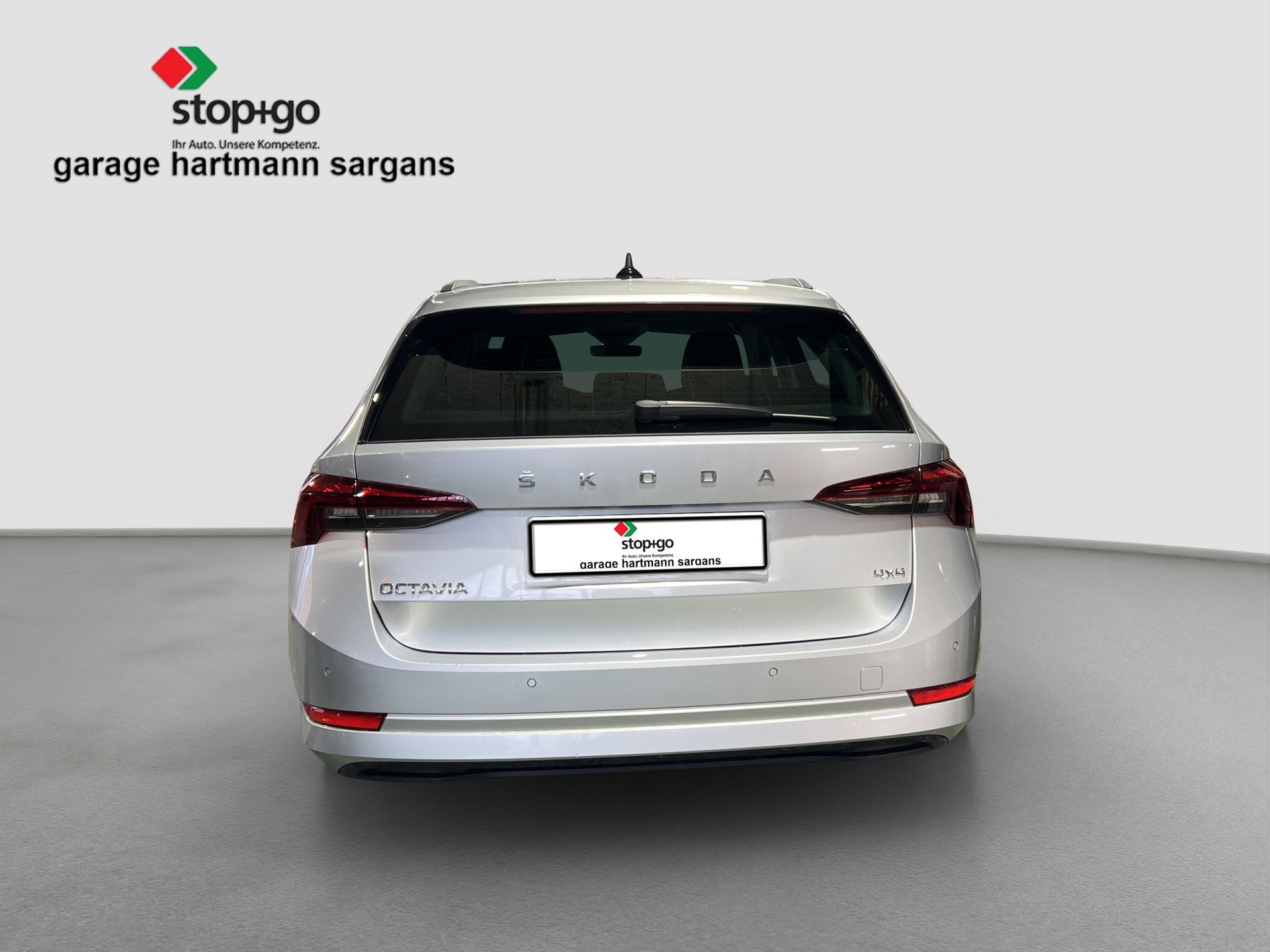 SKODA Octavia Combi 2.0 TSI Ambition DSG 4x4-image-6